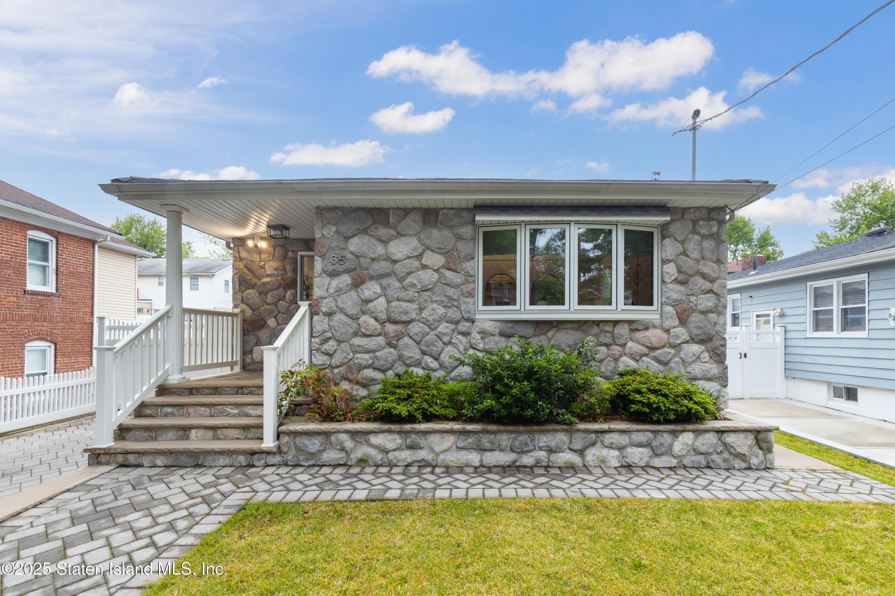 65 Newberry Avenue, Staten Island, NY, 10304