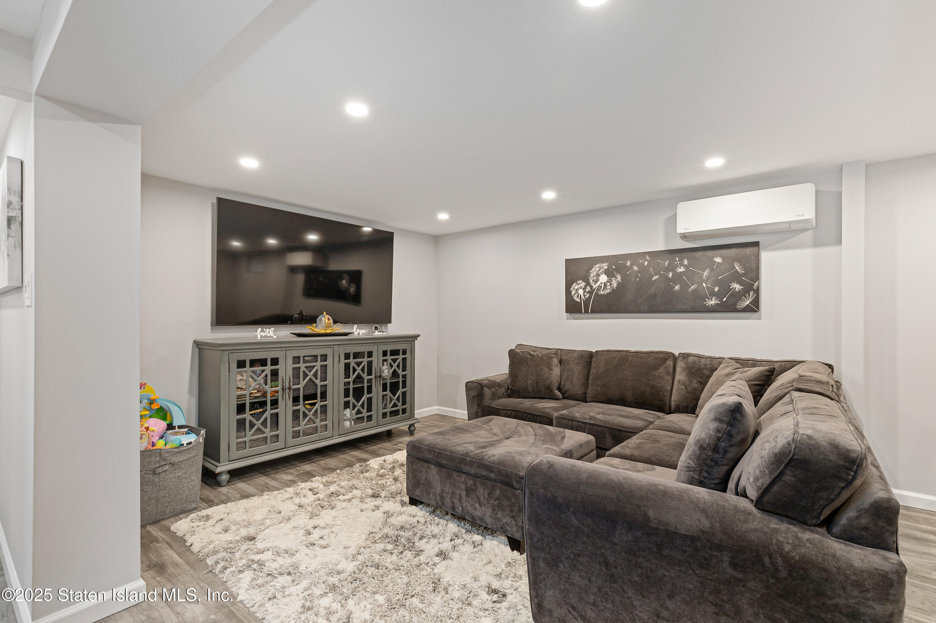 65 Newberry Avenue, Staten Island, NY, 10304 image 31
