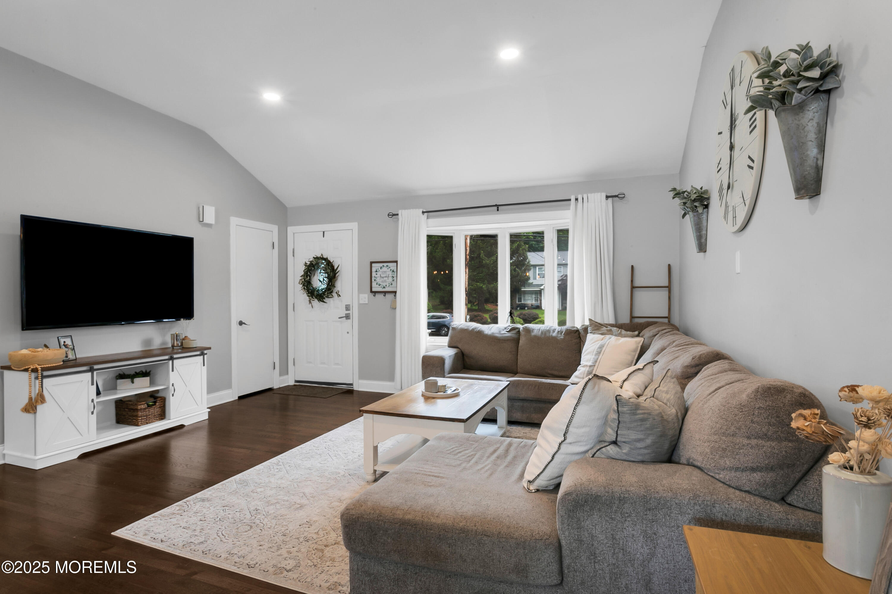 469 East Road, Belford, NJ, 07718