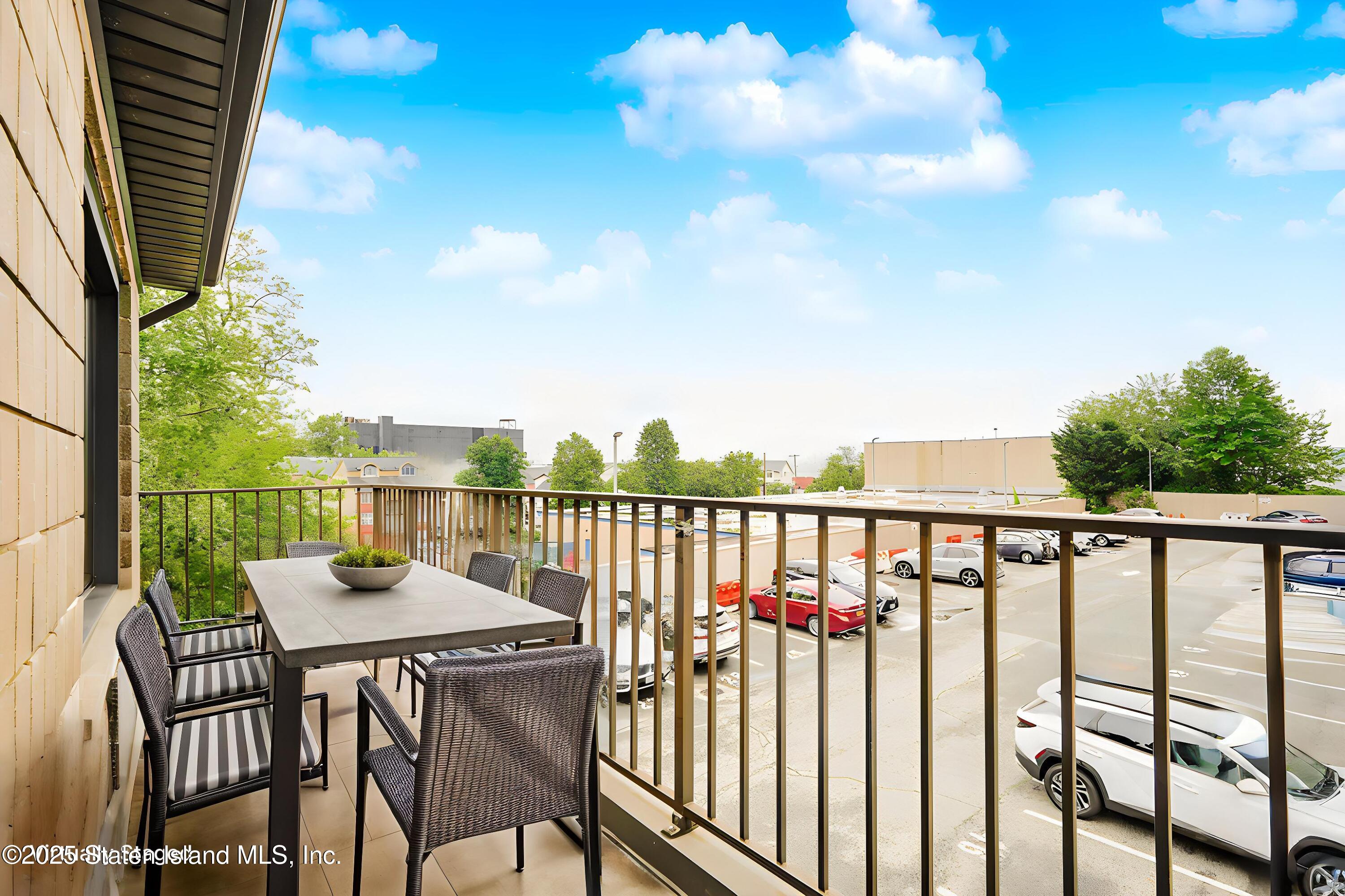 49 Hylan Boulevard 2d, Staten Island, NY, 10305 image 12