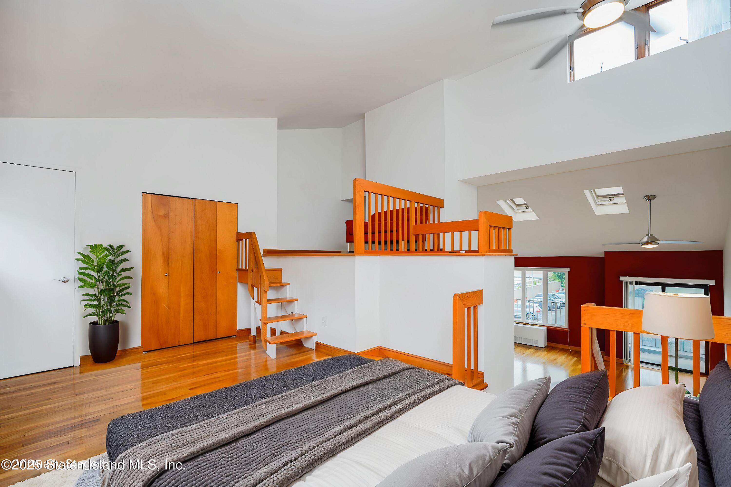 49 Hylan Boulevard 2d, Staten Island, NY, 10305 image 18