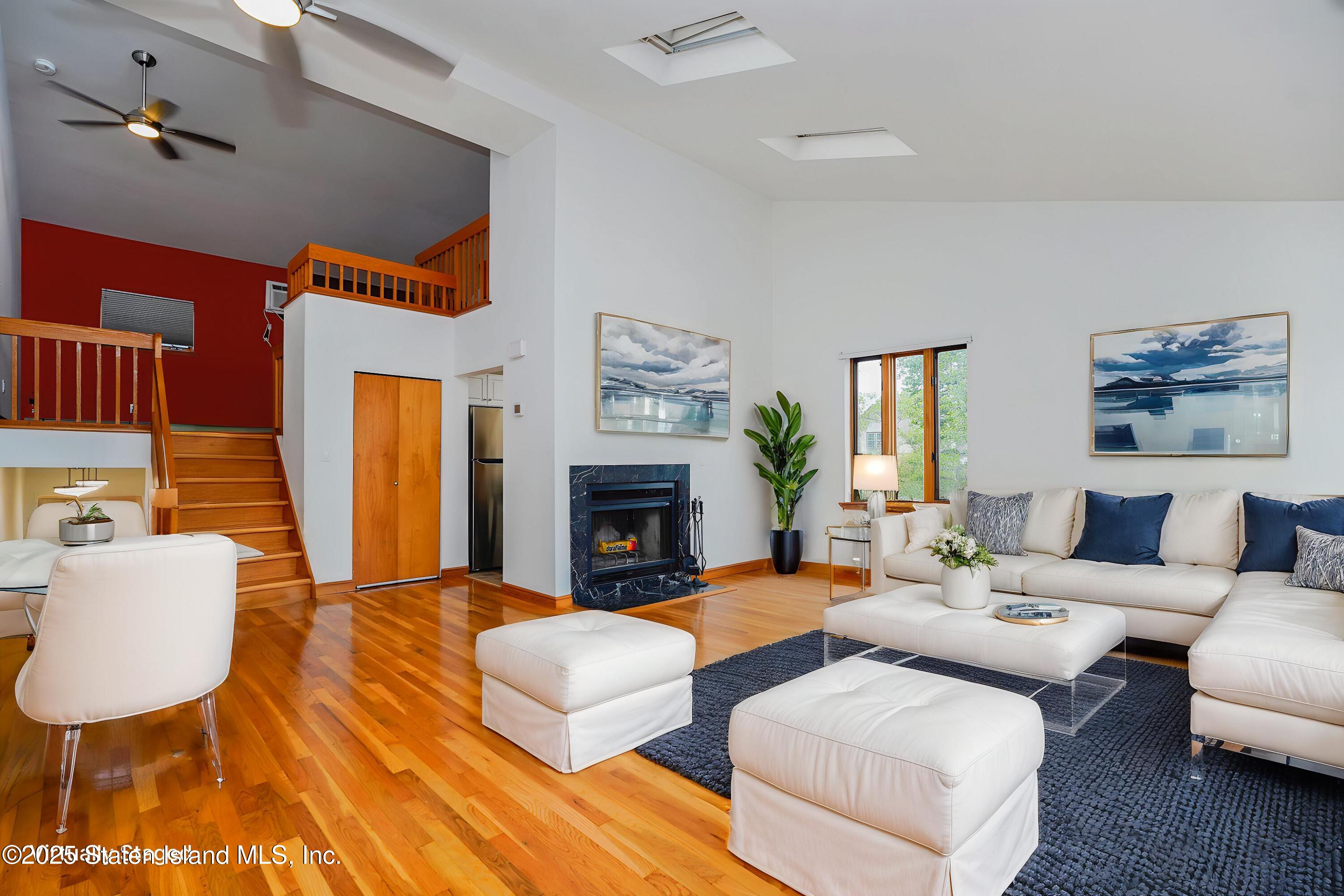 49 Hylan Boulevard 2d, Staten Island, NY, 10305