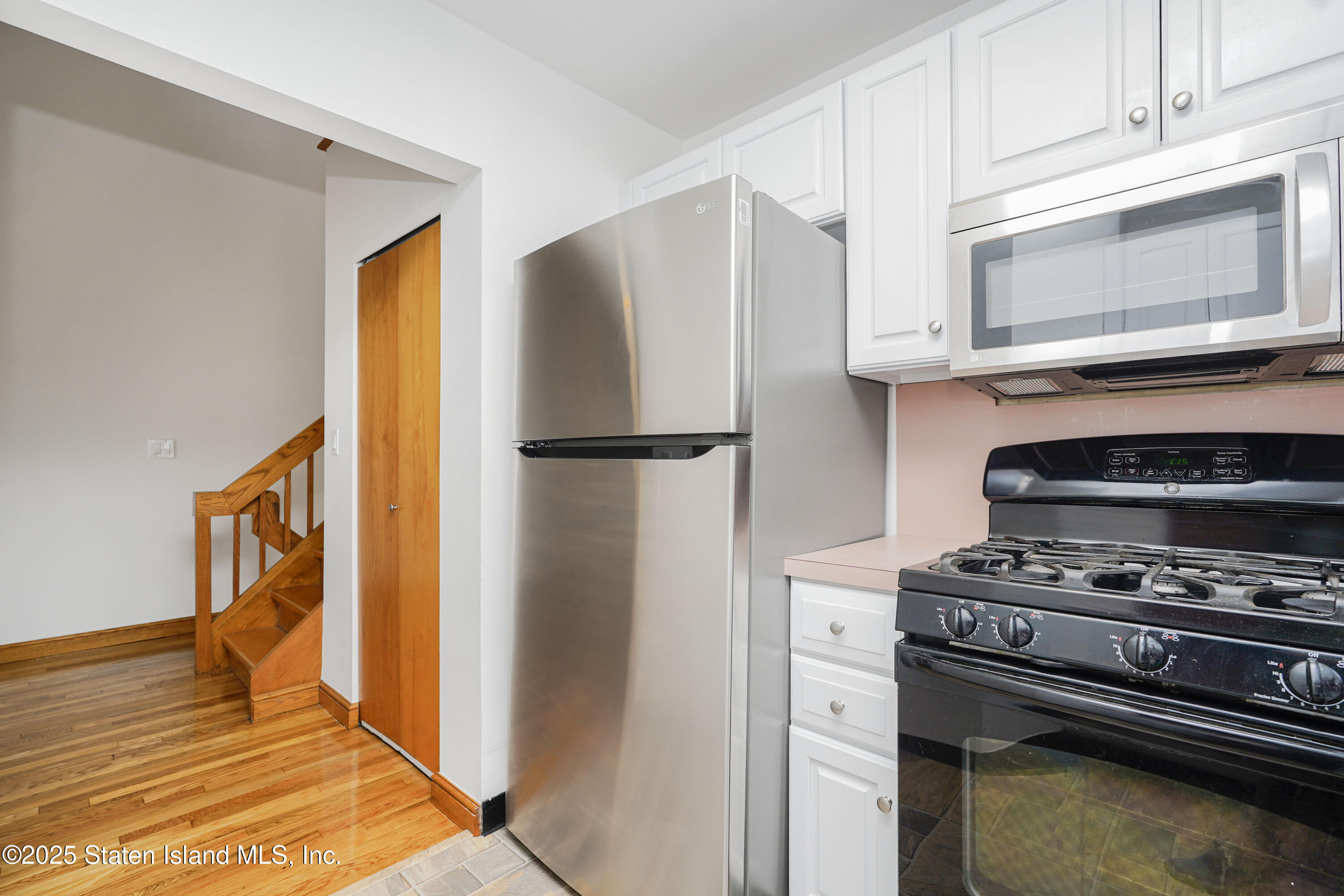 49 Hylan Boulevard 2d, Staten Island, NY, 10305 image 26