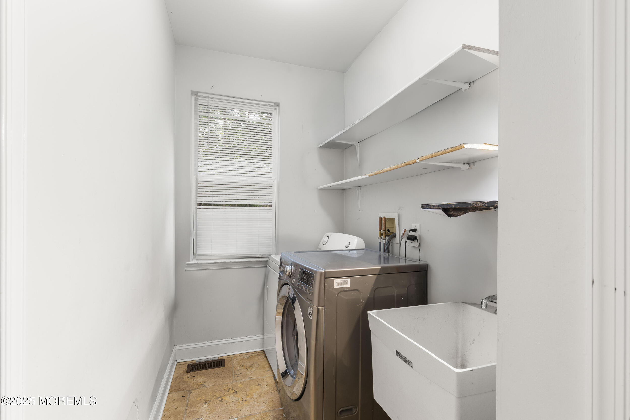 17 Meadow Run Court, Jackson, NJ, 08527 image 21