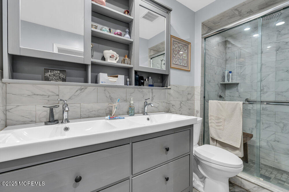 16 Silversmith Court, Howell, NJ, 07731 image 21