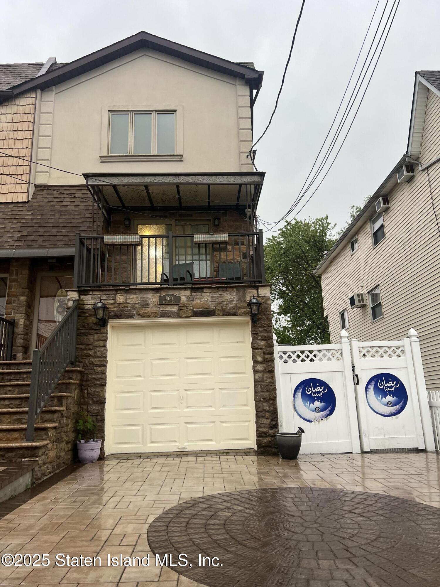 860 Tysens Lane, Staten Island, NY, 10306