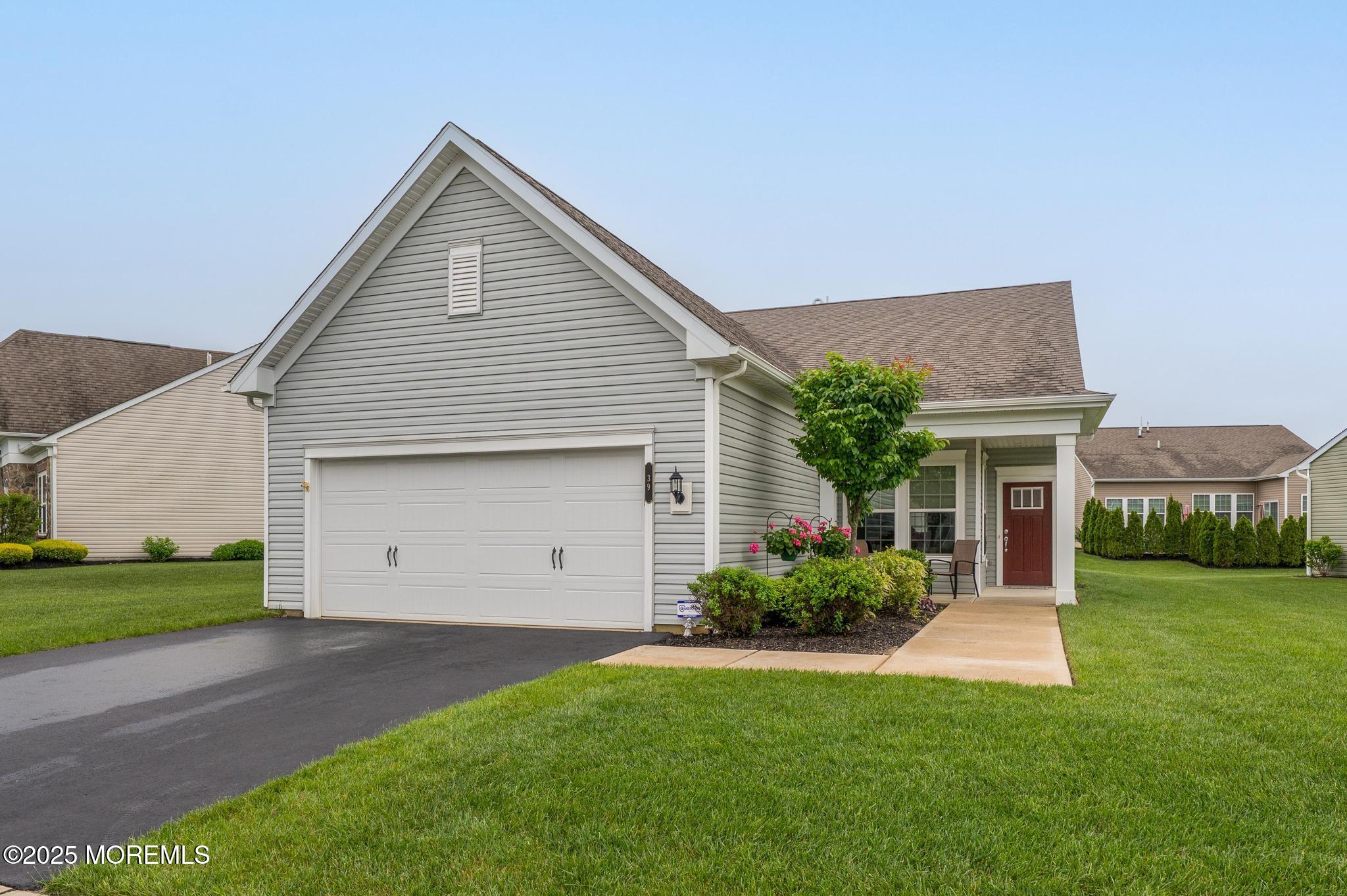 39 Addlestone Lane, Manchester, NJ, 08759