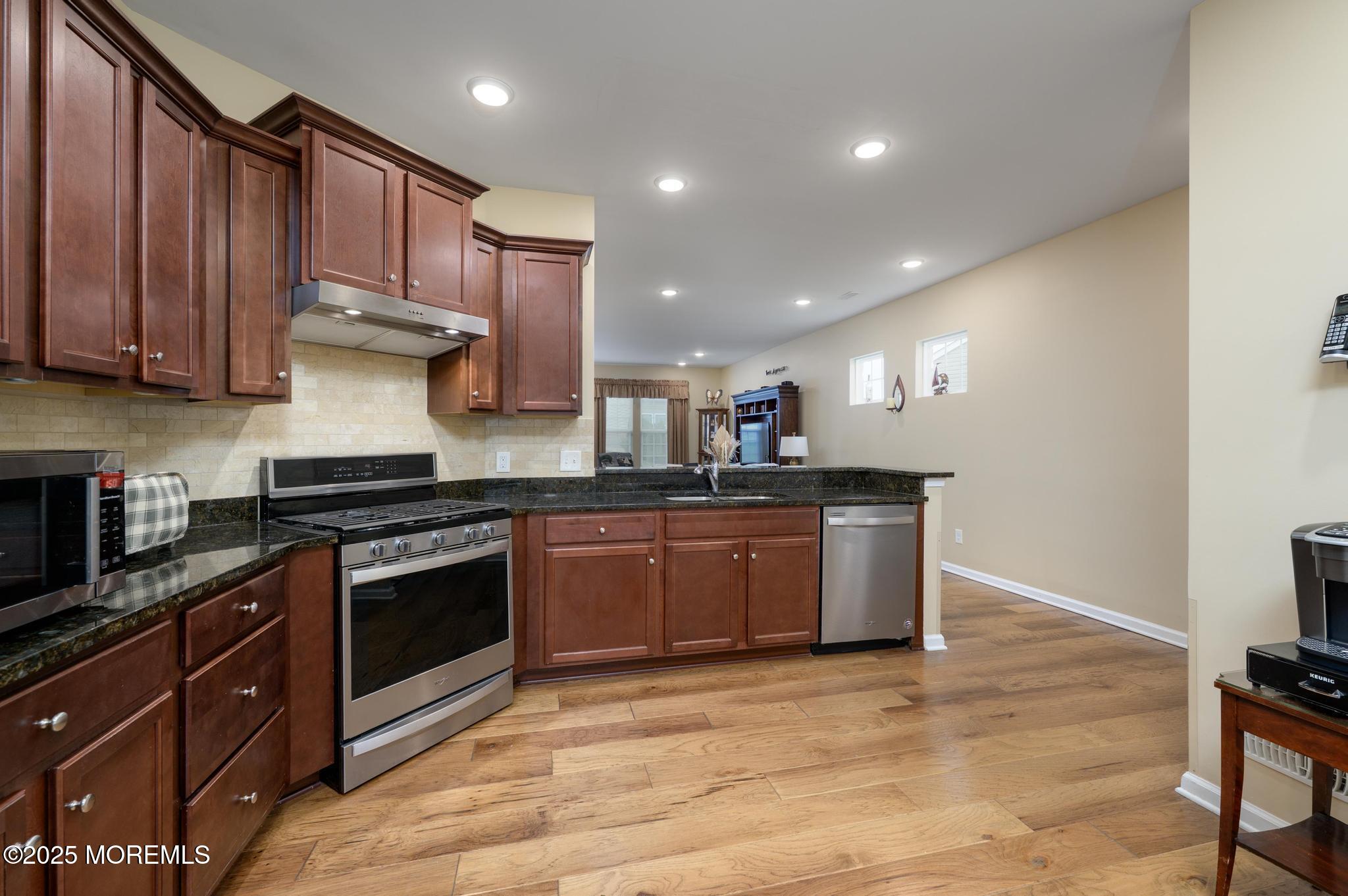 39 Addlestone Lane, Manchester, NJ, 08759