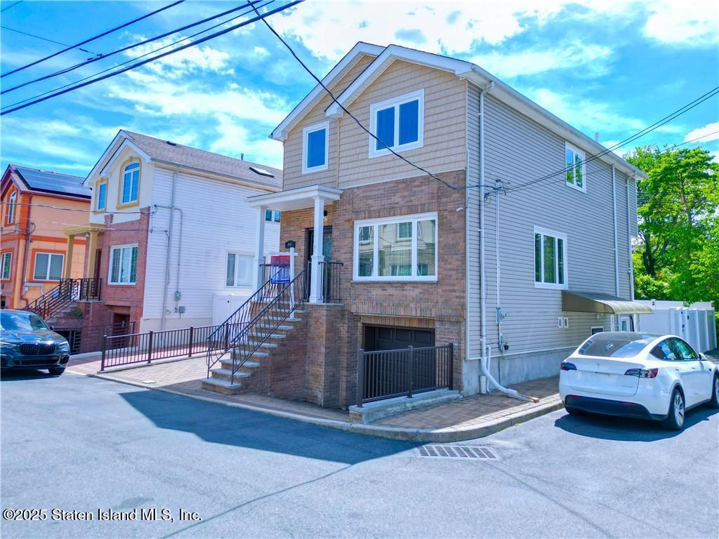 44 Comfort Court, Staten Island, NY, 10312