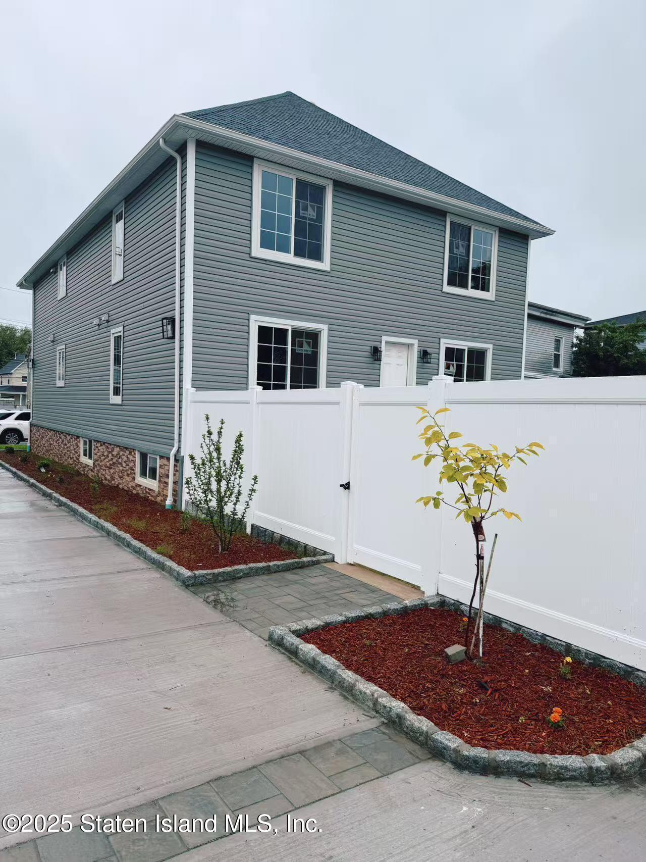 30 Church Avenue, Staten Island, NY, 10314
