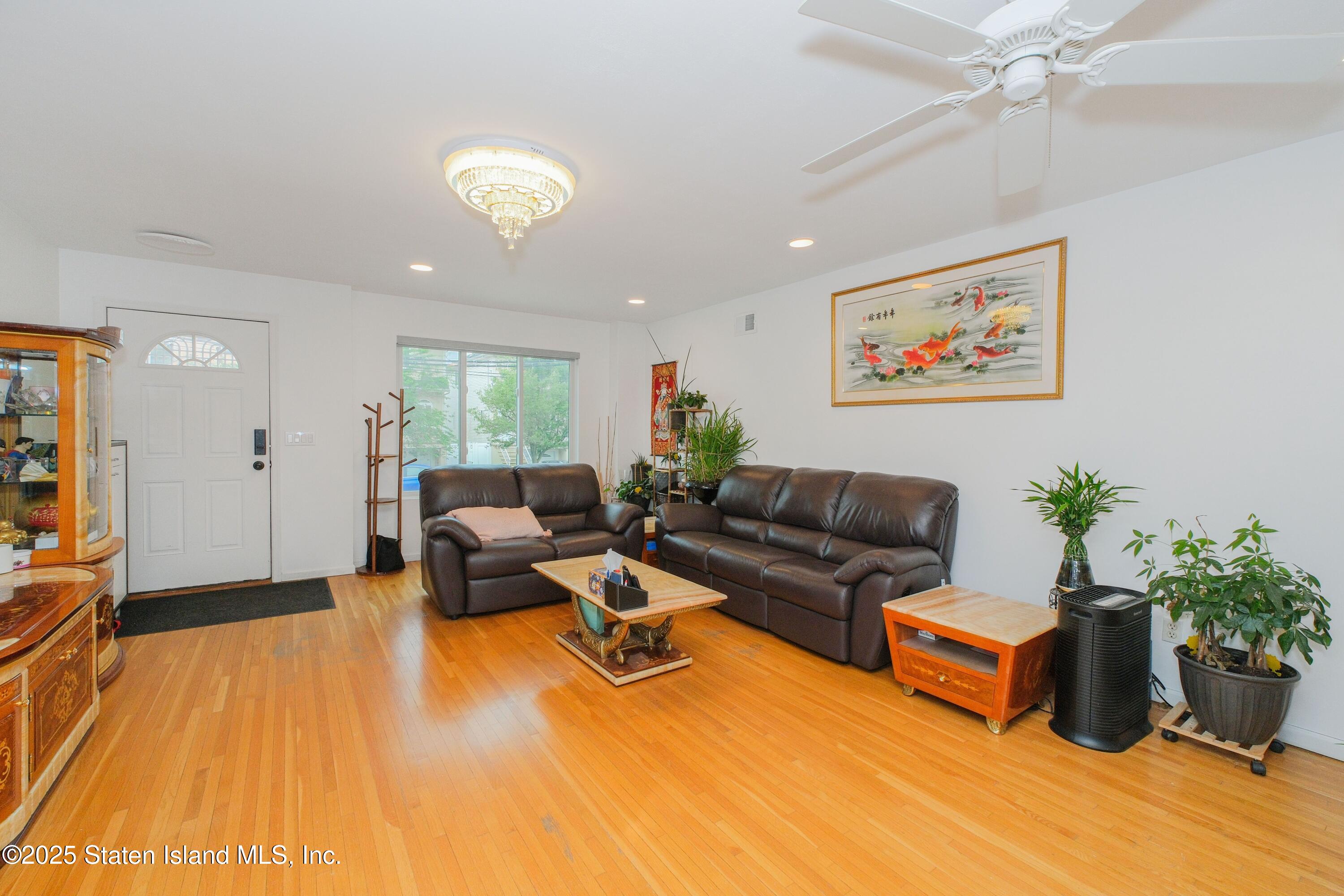 95 Burke Avenue, Staten Island, NY, 10314 image 10