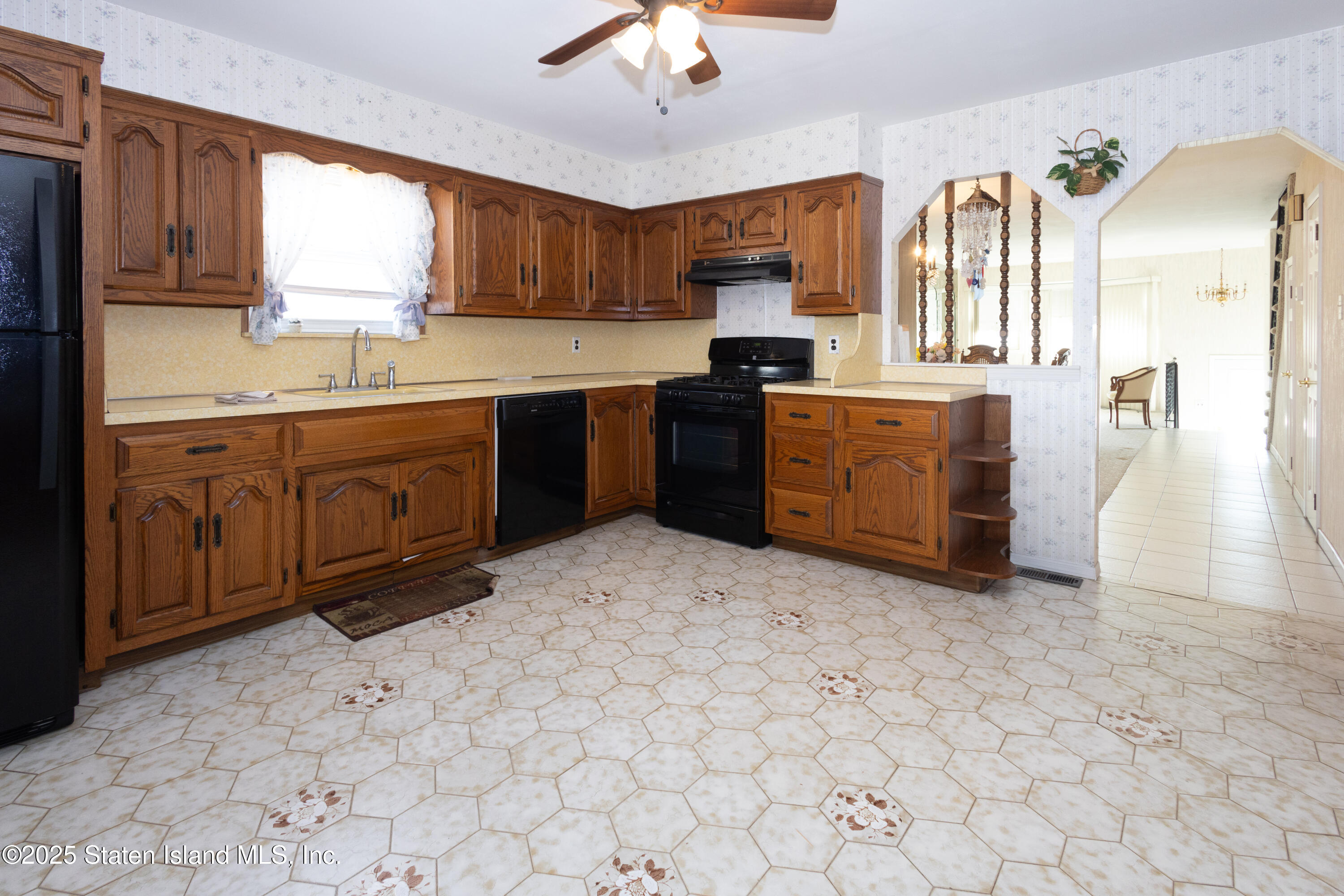 47 Morgan Lane, Staten Island, NY, 10314 image 8