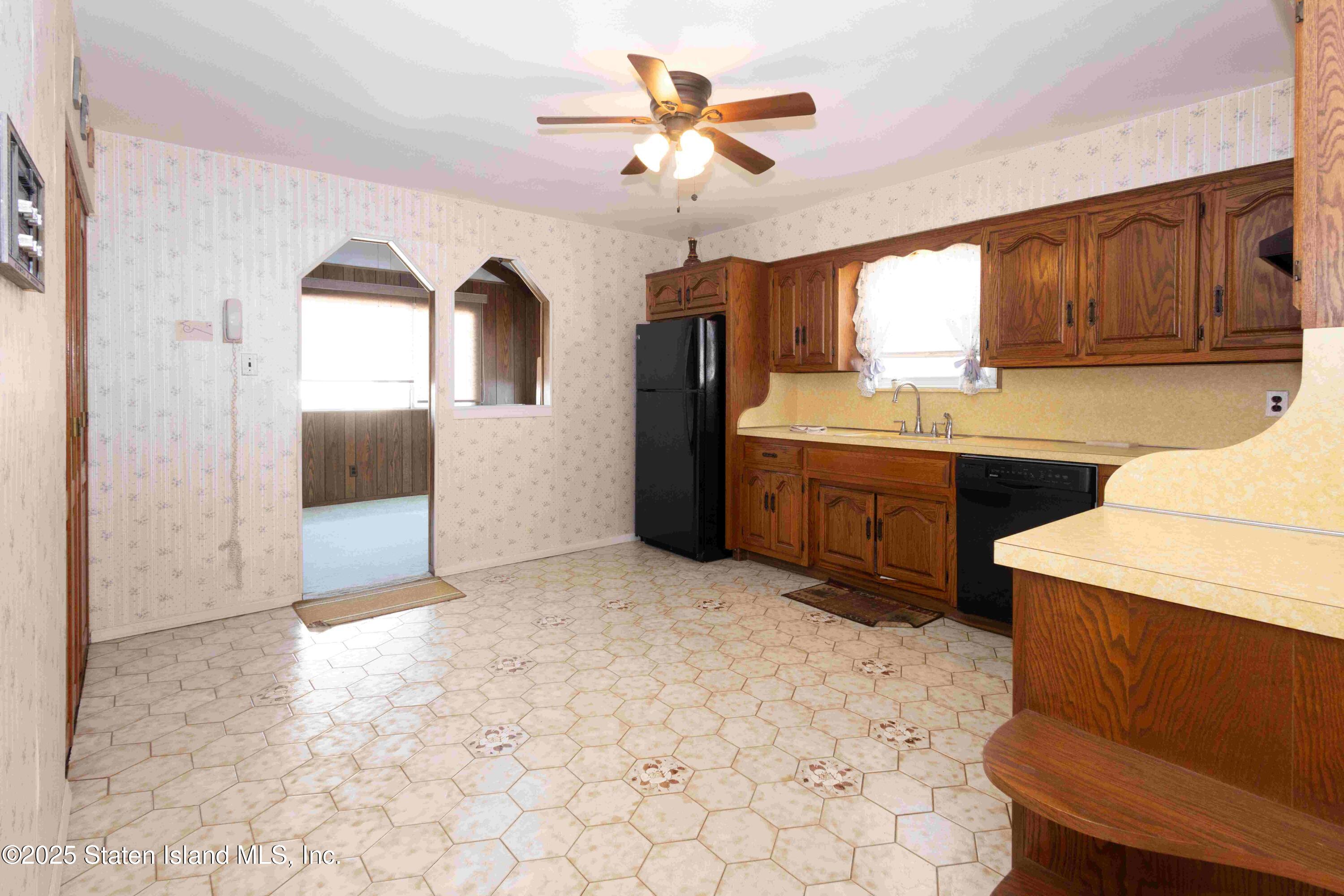 47 Morgan Lane, Staten Island, NY, 10314 image 10