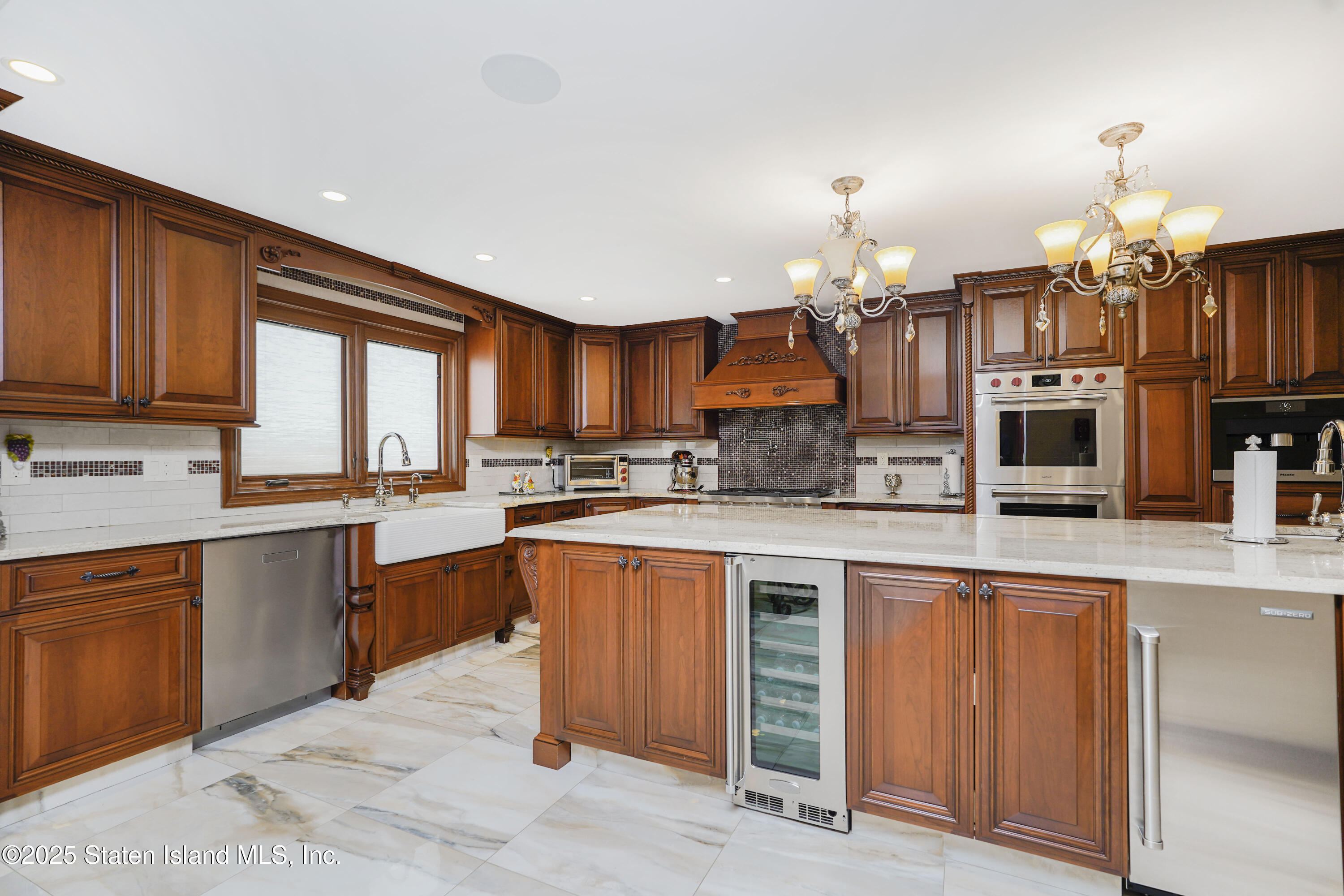 554 Valleyview Place, Staten Island, NY, 10314 image 18