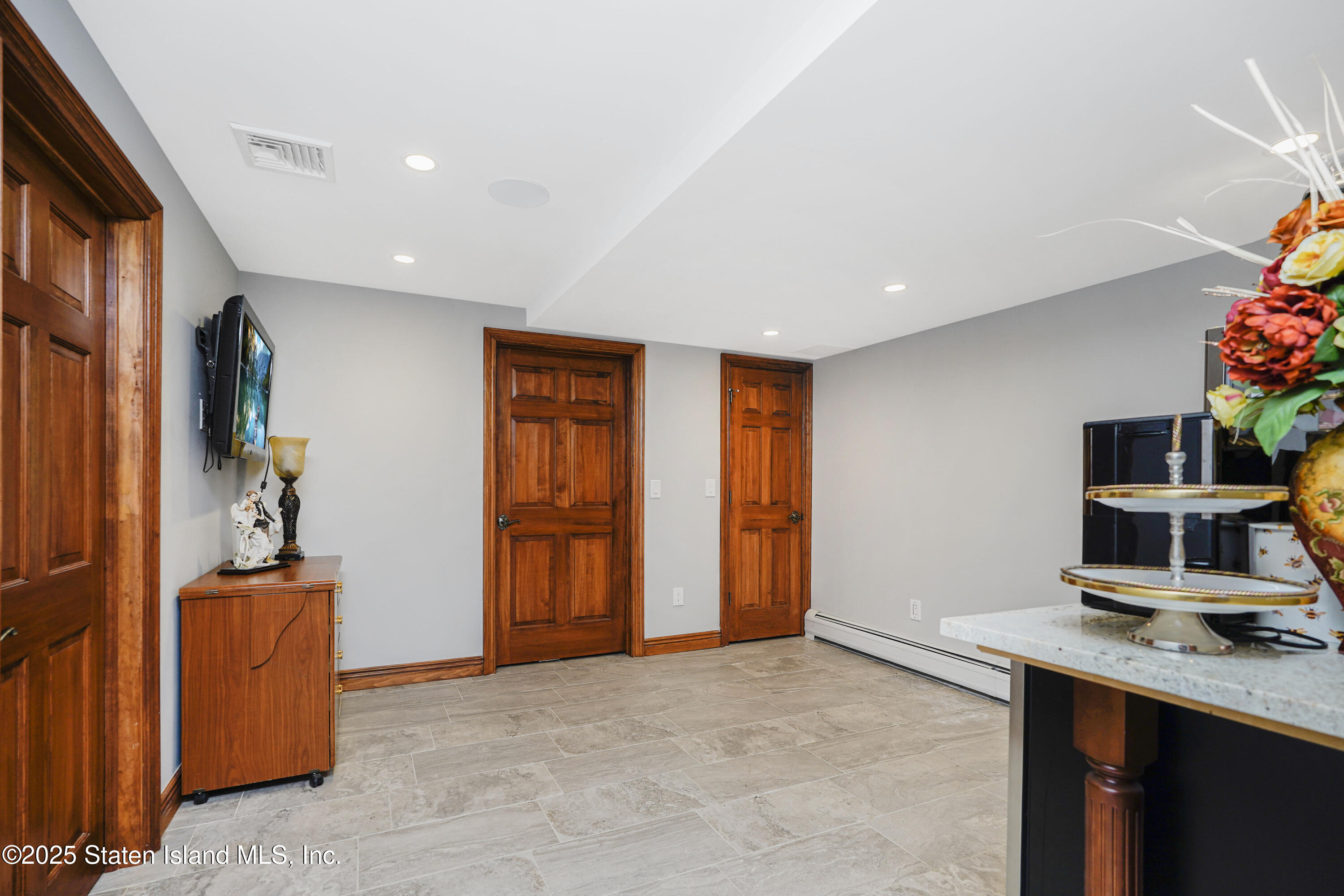 554 Valleyview Place, Staten Island, NY, 10314 image 43