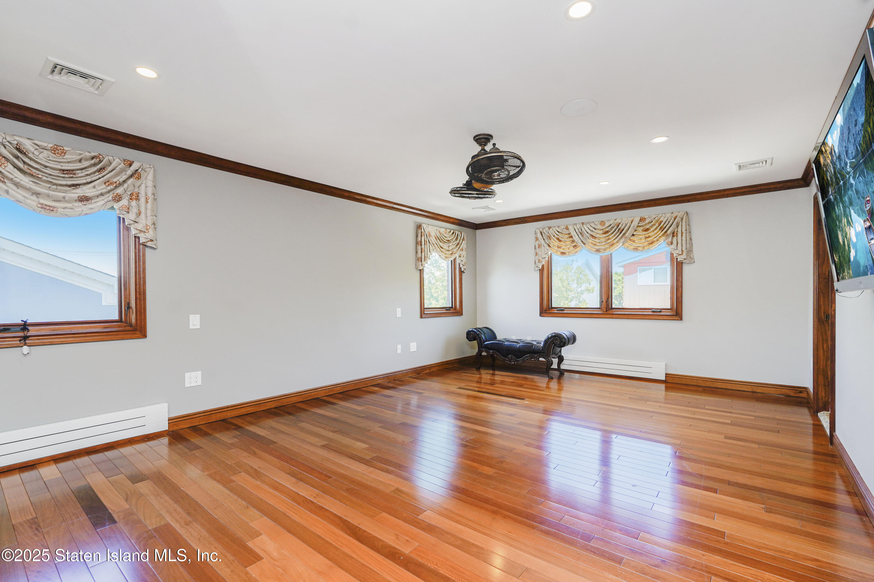 554 Valleyview Place, Staten Island, NY, 10314 image 26