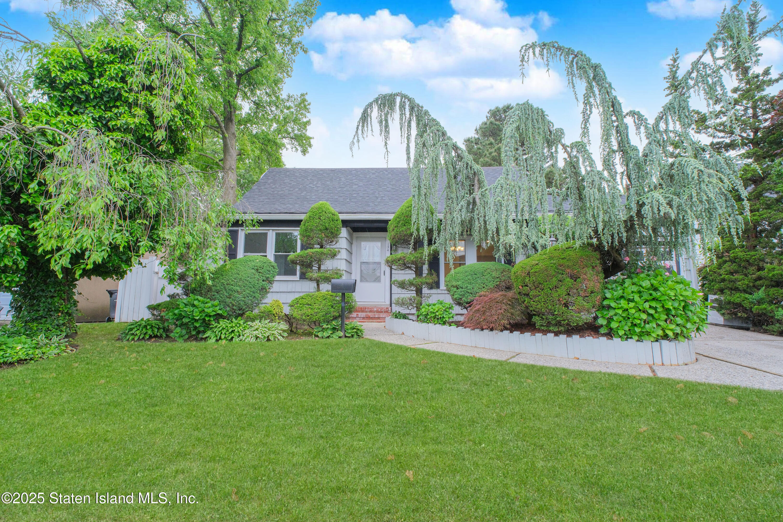 134 Kirshon Avenue, Staten Island, NY, 10314
