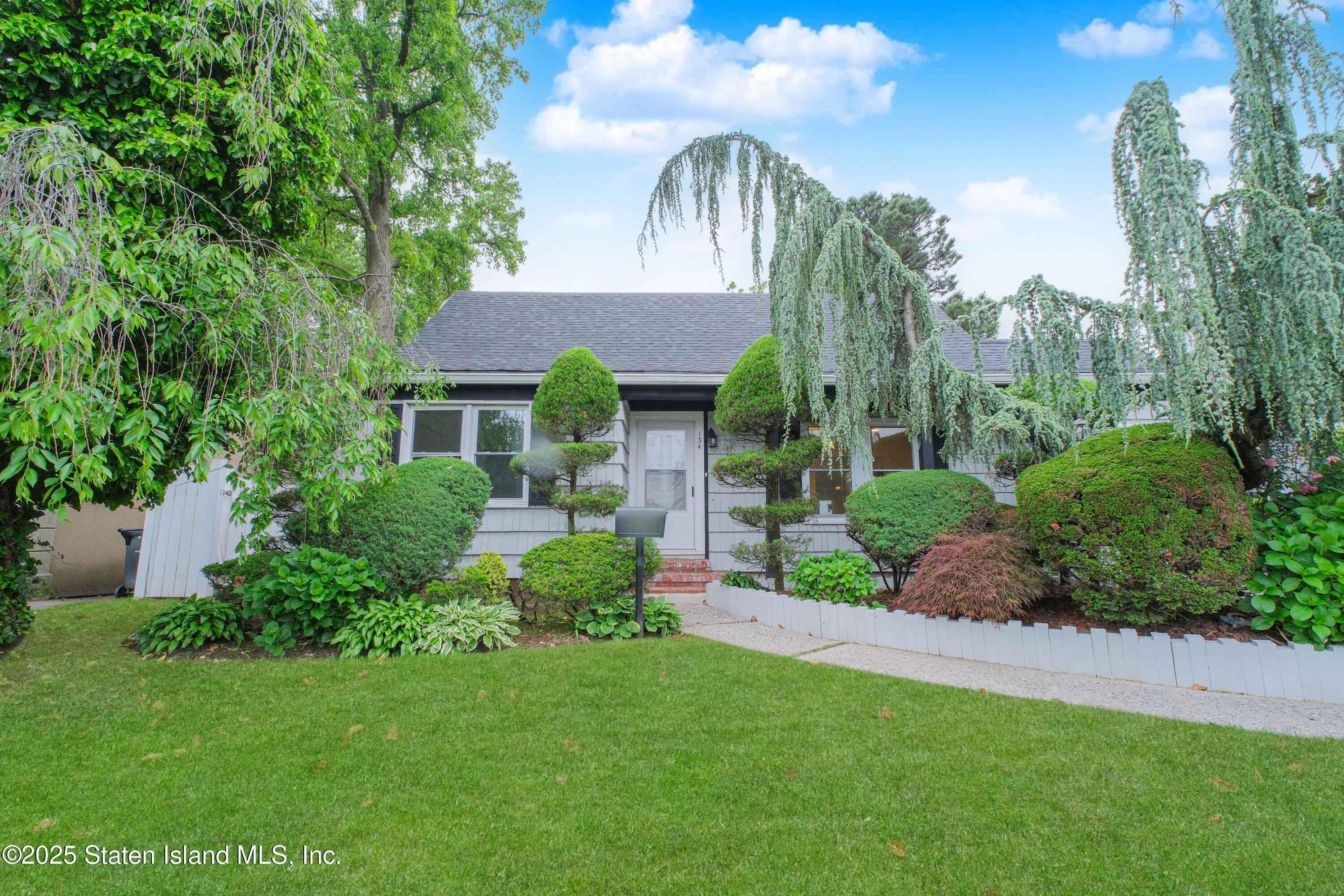 134 Kirshon Avenue, Staten Island, NY, 10314