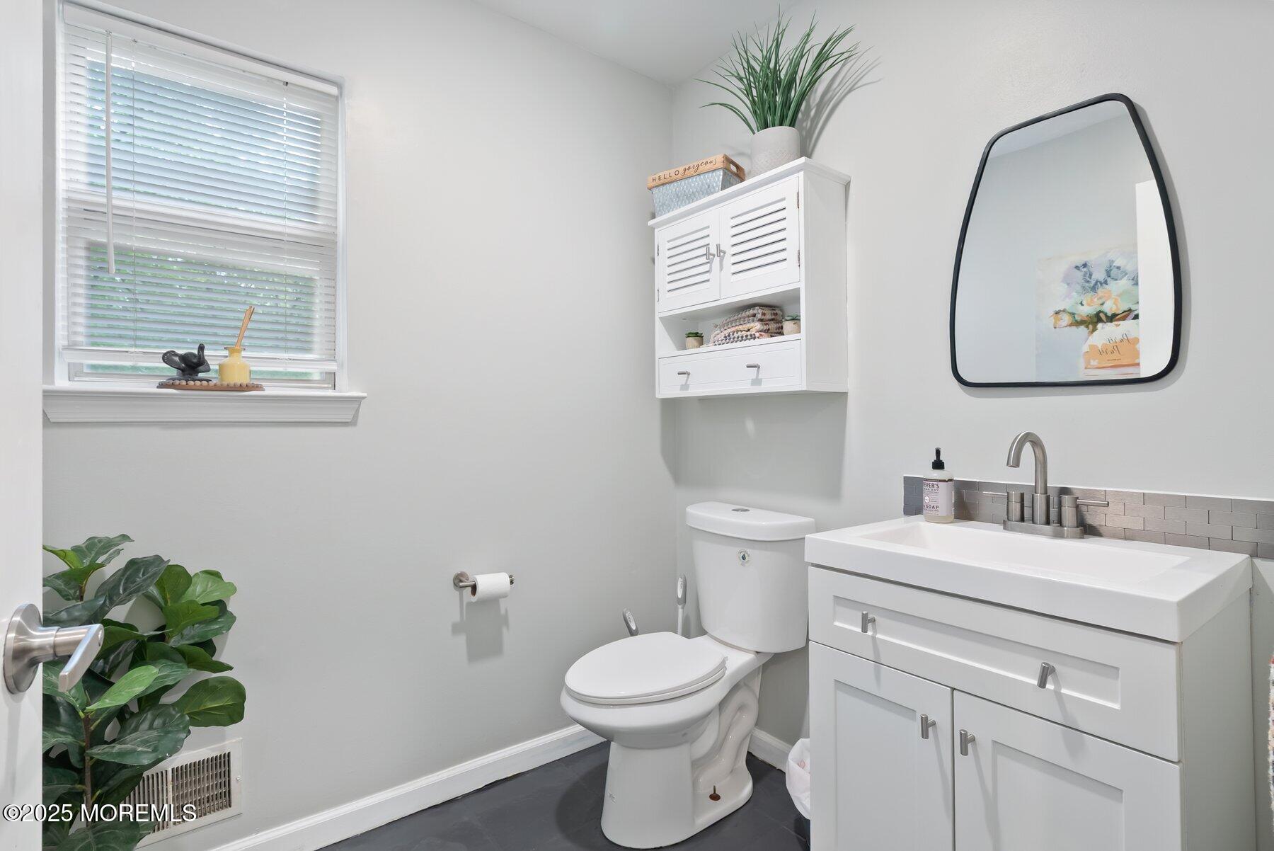 35 Oakland Drive, Jackson, NJ, 08527 image 12