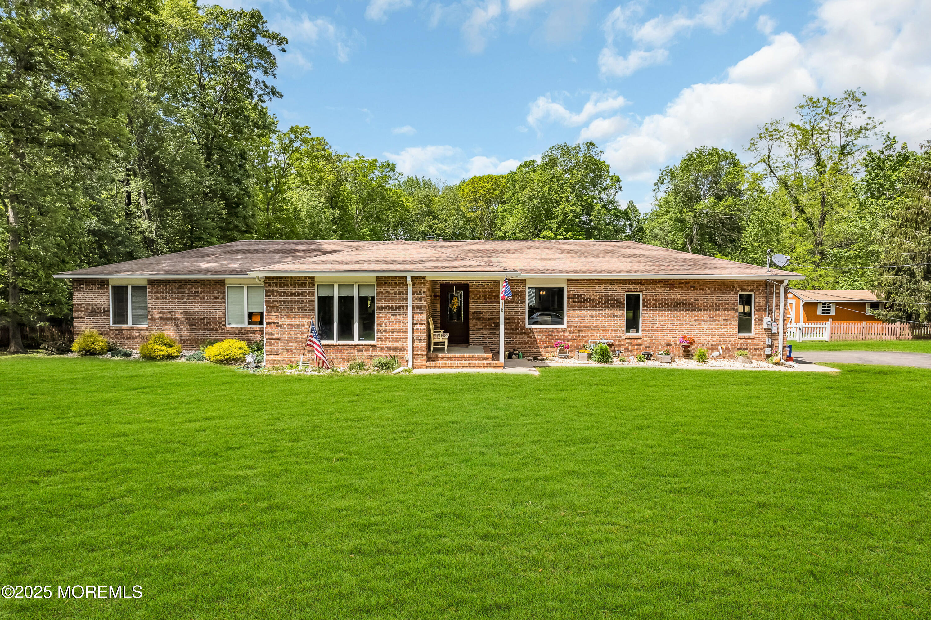 3 Stoney Brook Trail, Howell, NJ, 07731