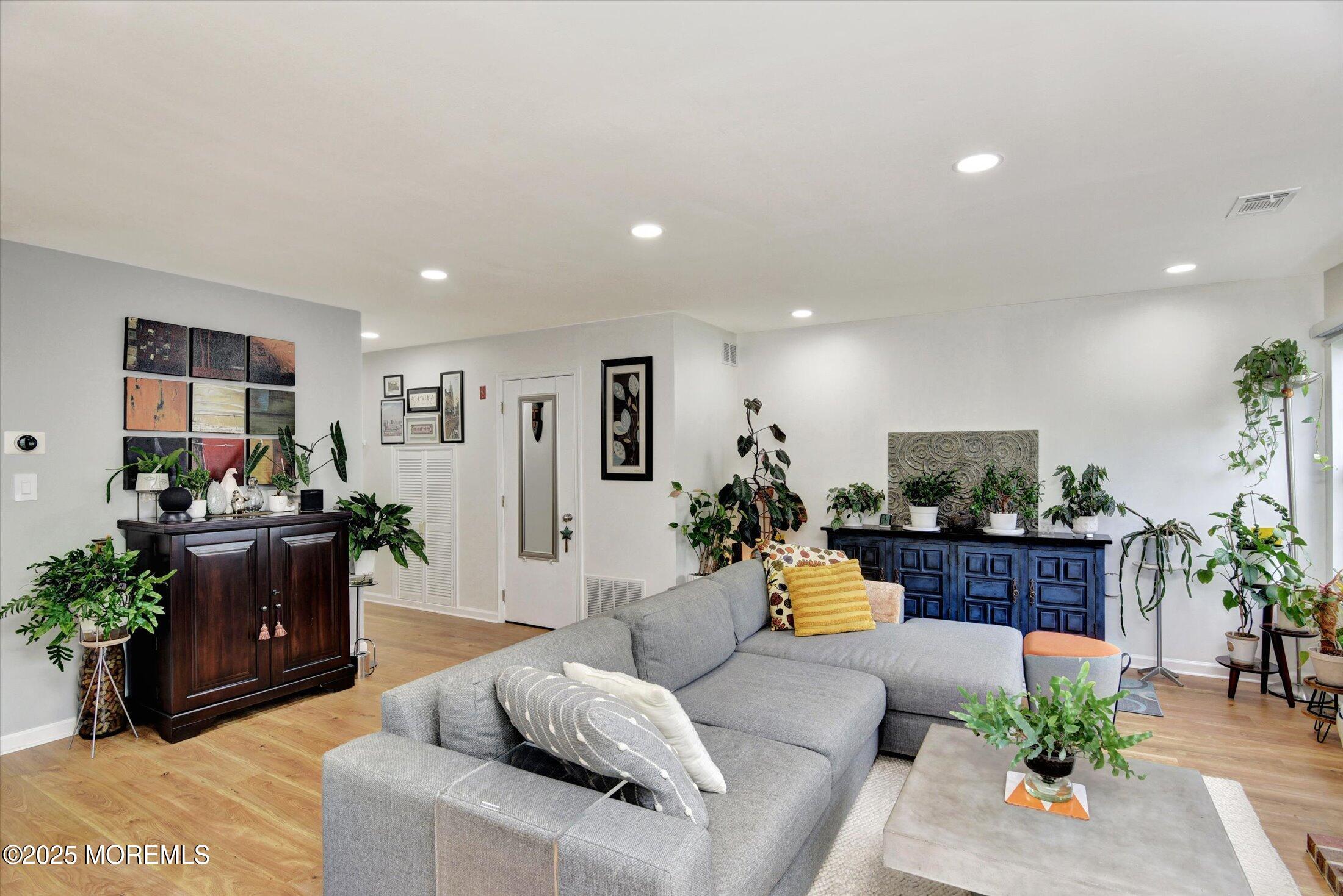 104 Brewster Circle, Old Bridge, NJ, 08857 image 12