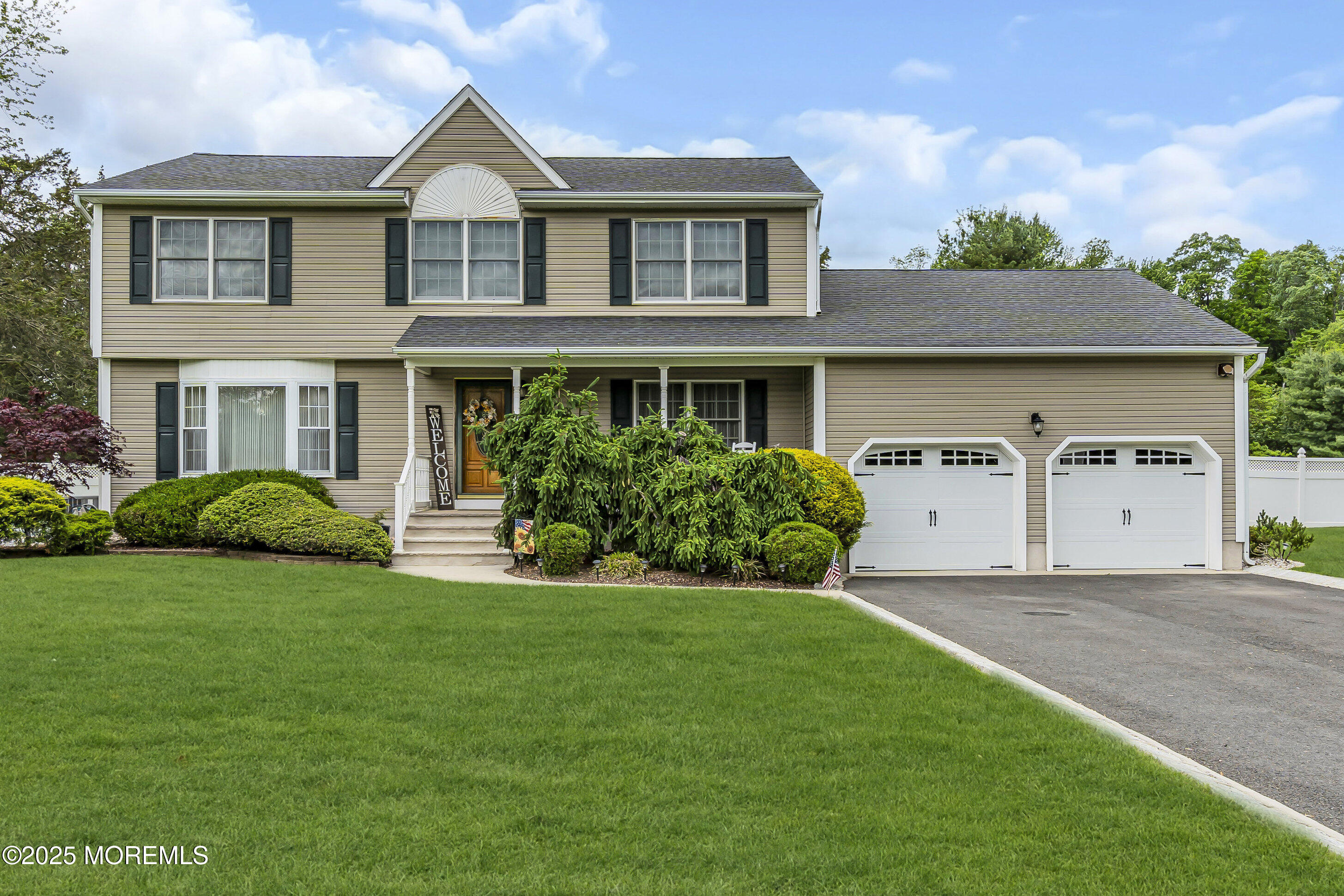 1 River Drive, Farmingdale, NJ, 07727