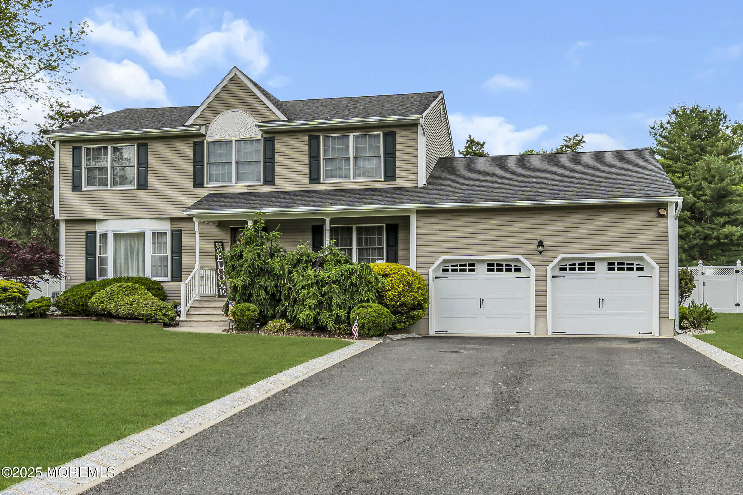 1 River Drive, Farmingdale, NJ, 07727