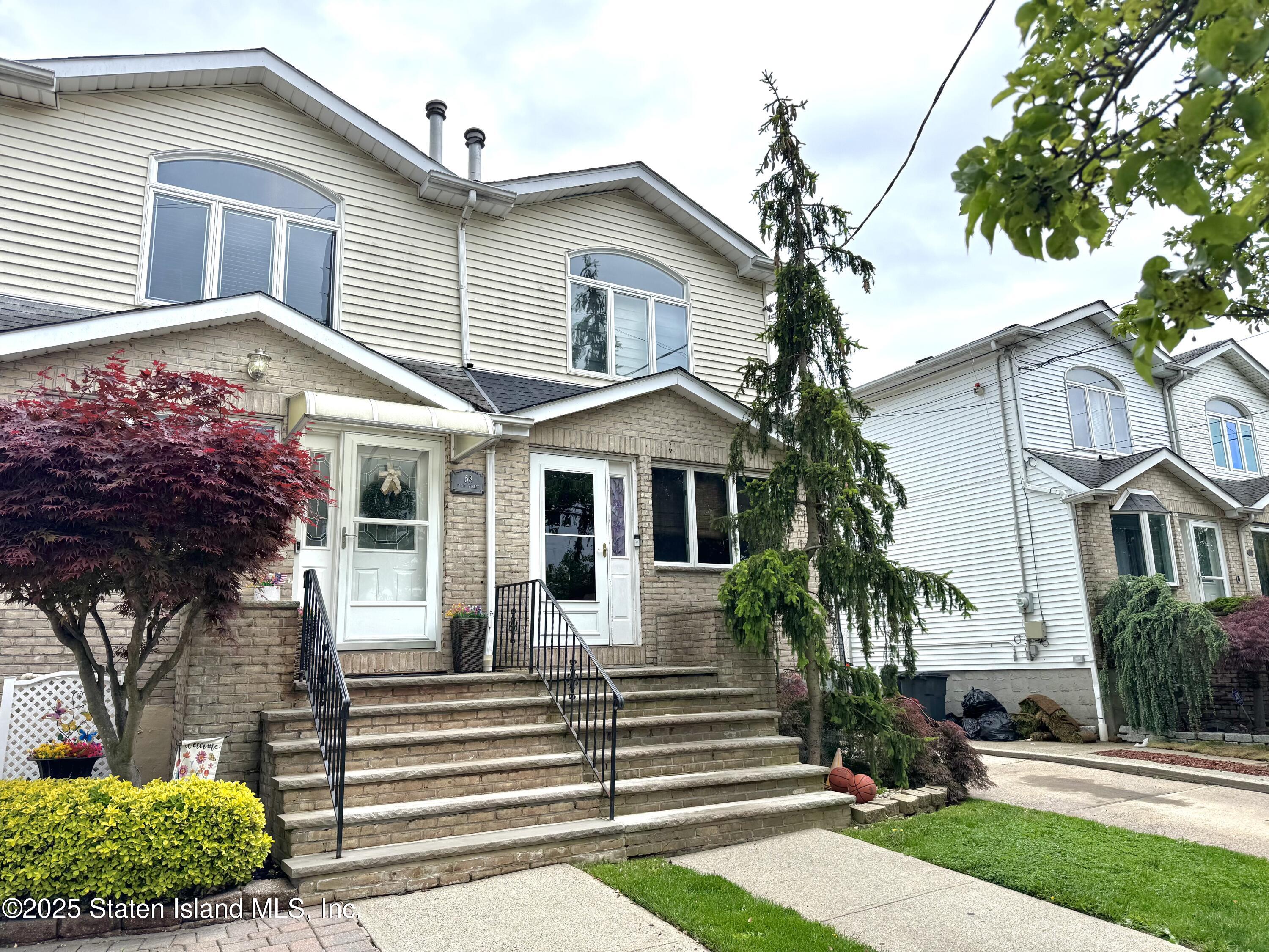 60 Pond Street, Staten Island, NY, 10309
