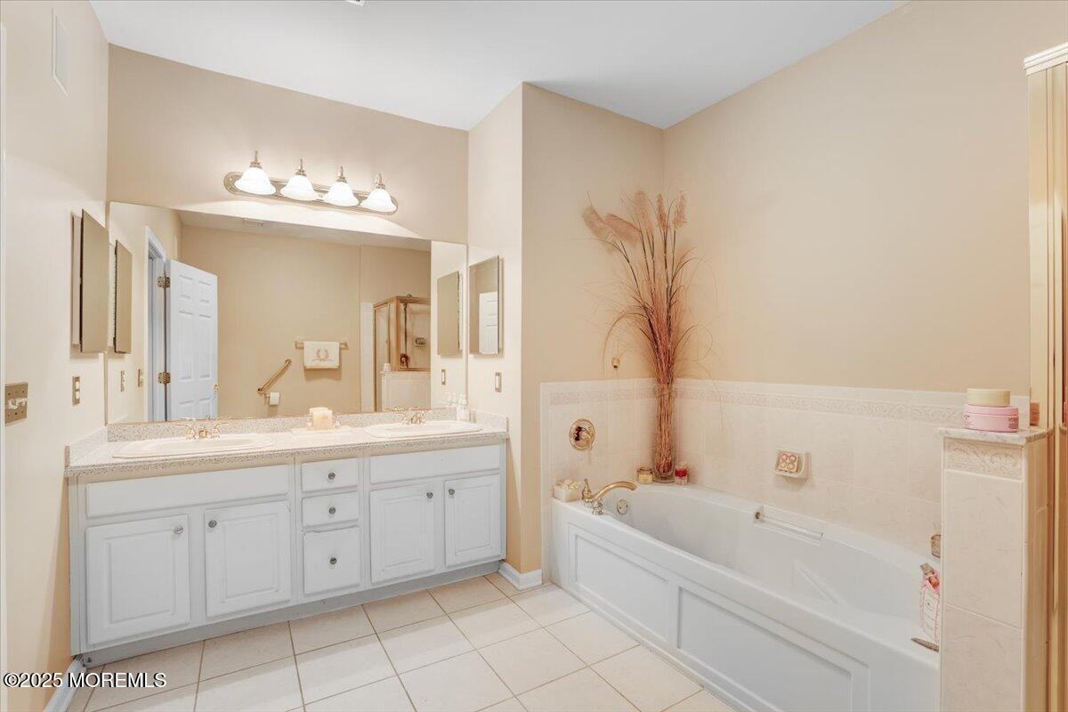 634 St Andrews Place, Manalapan, NJ, 07726 image 19