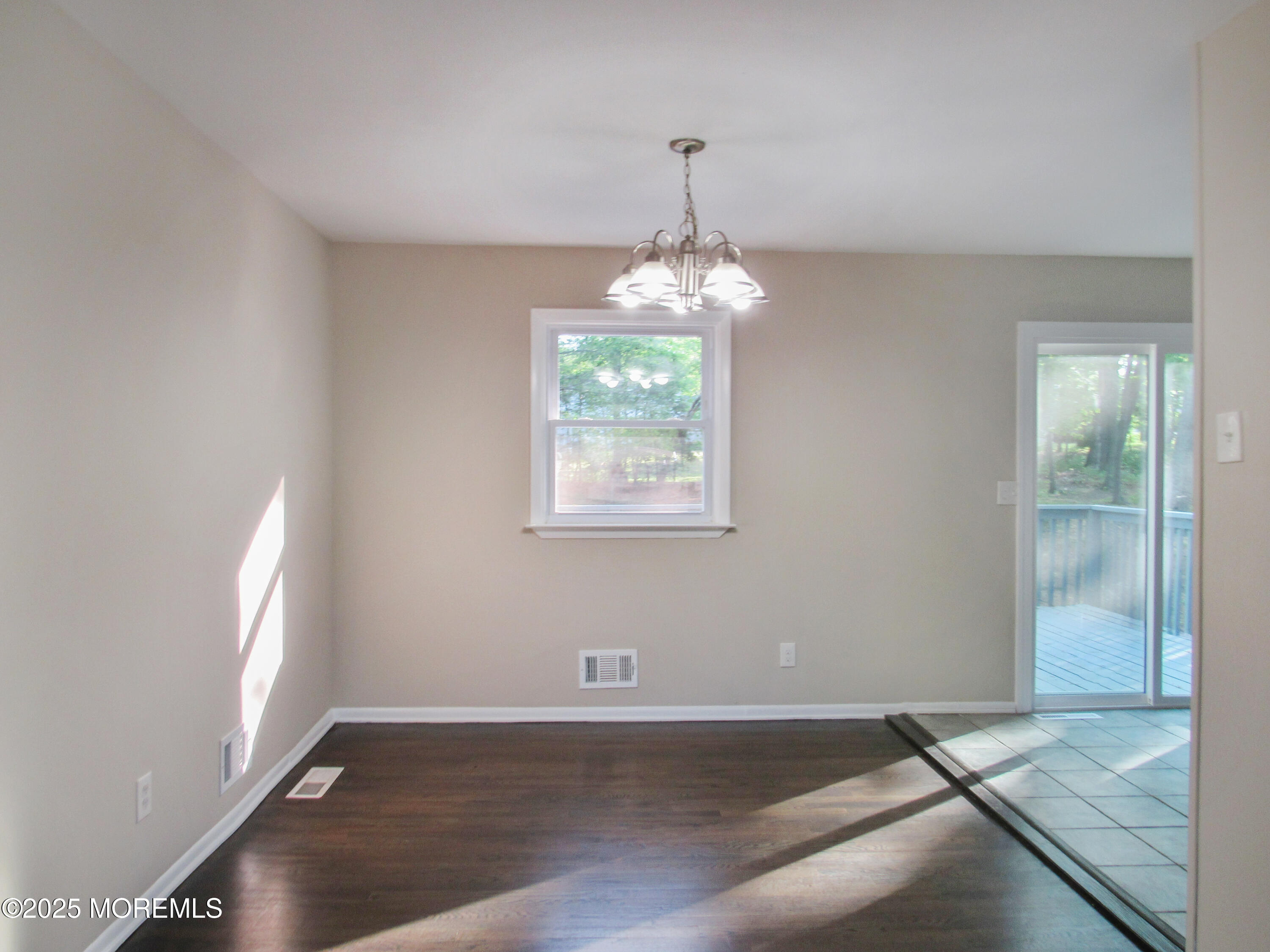 33 Iroquois Place, Lakewood, NJ, 08701