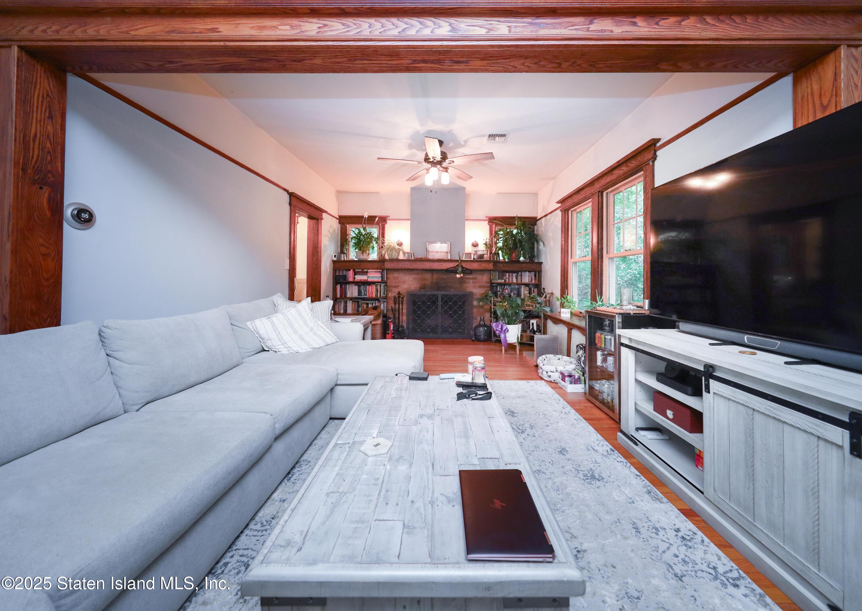 10 Florida Terrace, Staten Island, NY, 10306