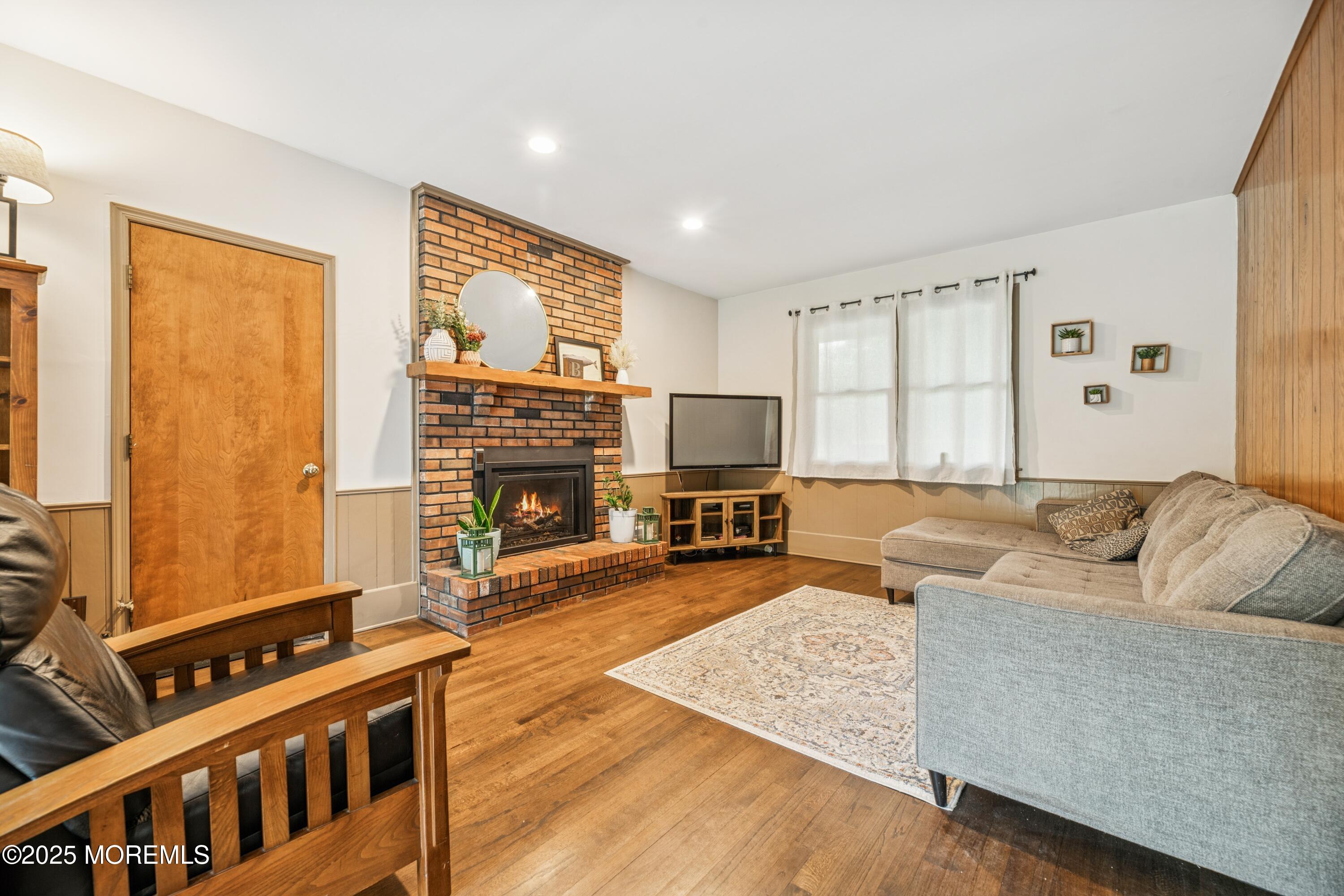 325 Oak Hill Road, Red Bank, NJ, 07701 image 21