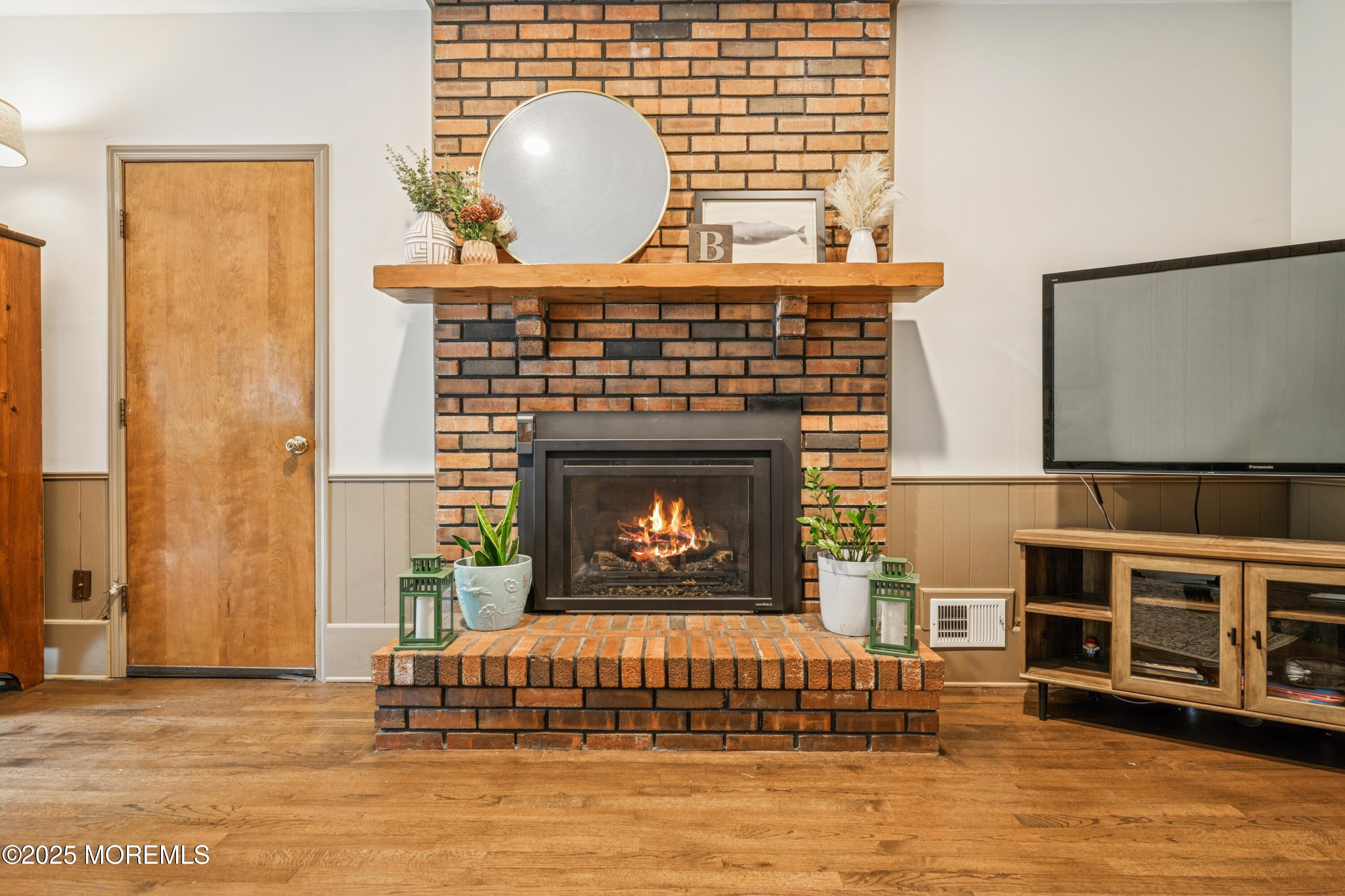 325 Oak Hill Road, Red Bank, NJ, 07701 image 22