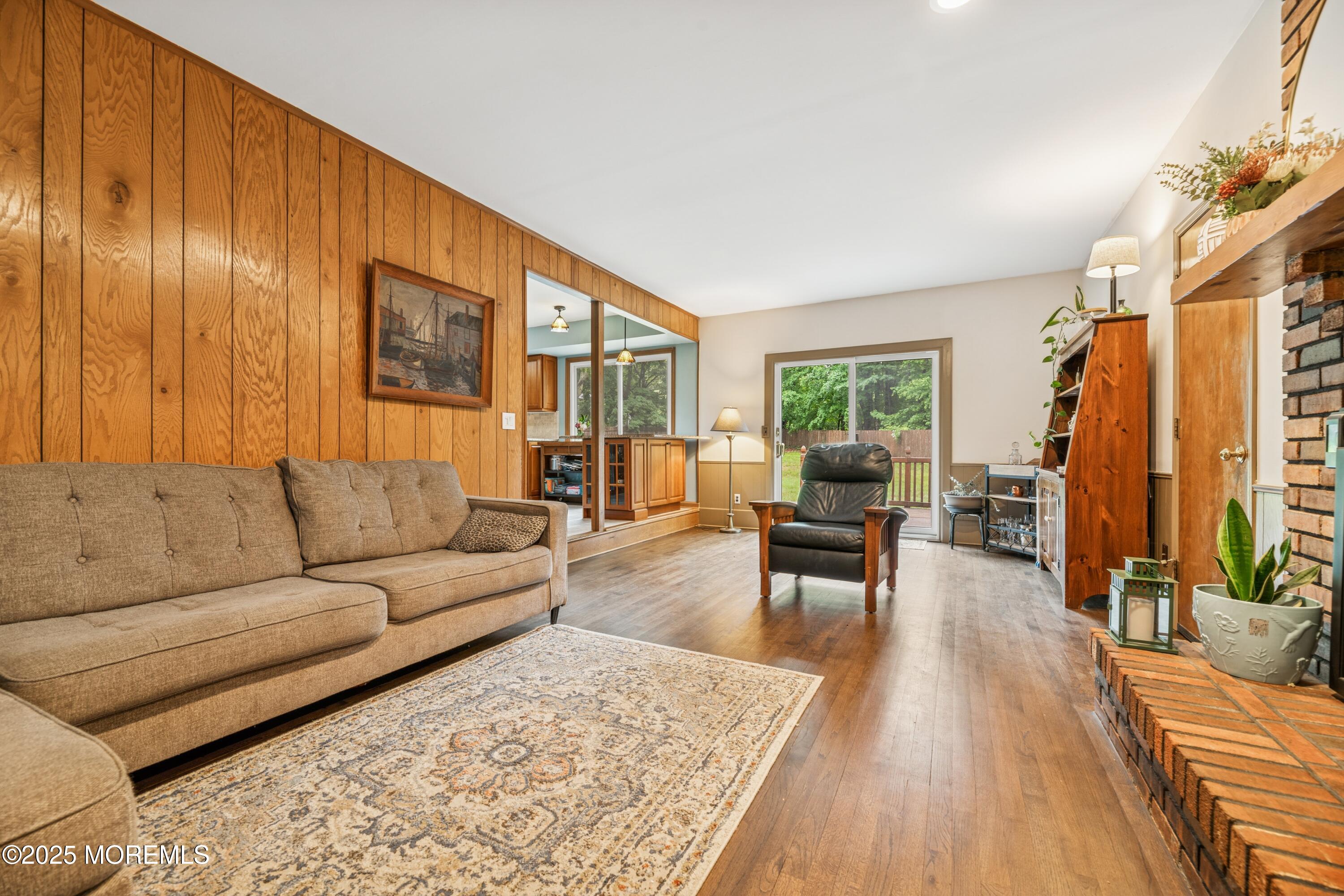 325 Oak Hill Road, Red Bank, NJ, 07701 image 23