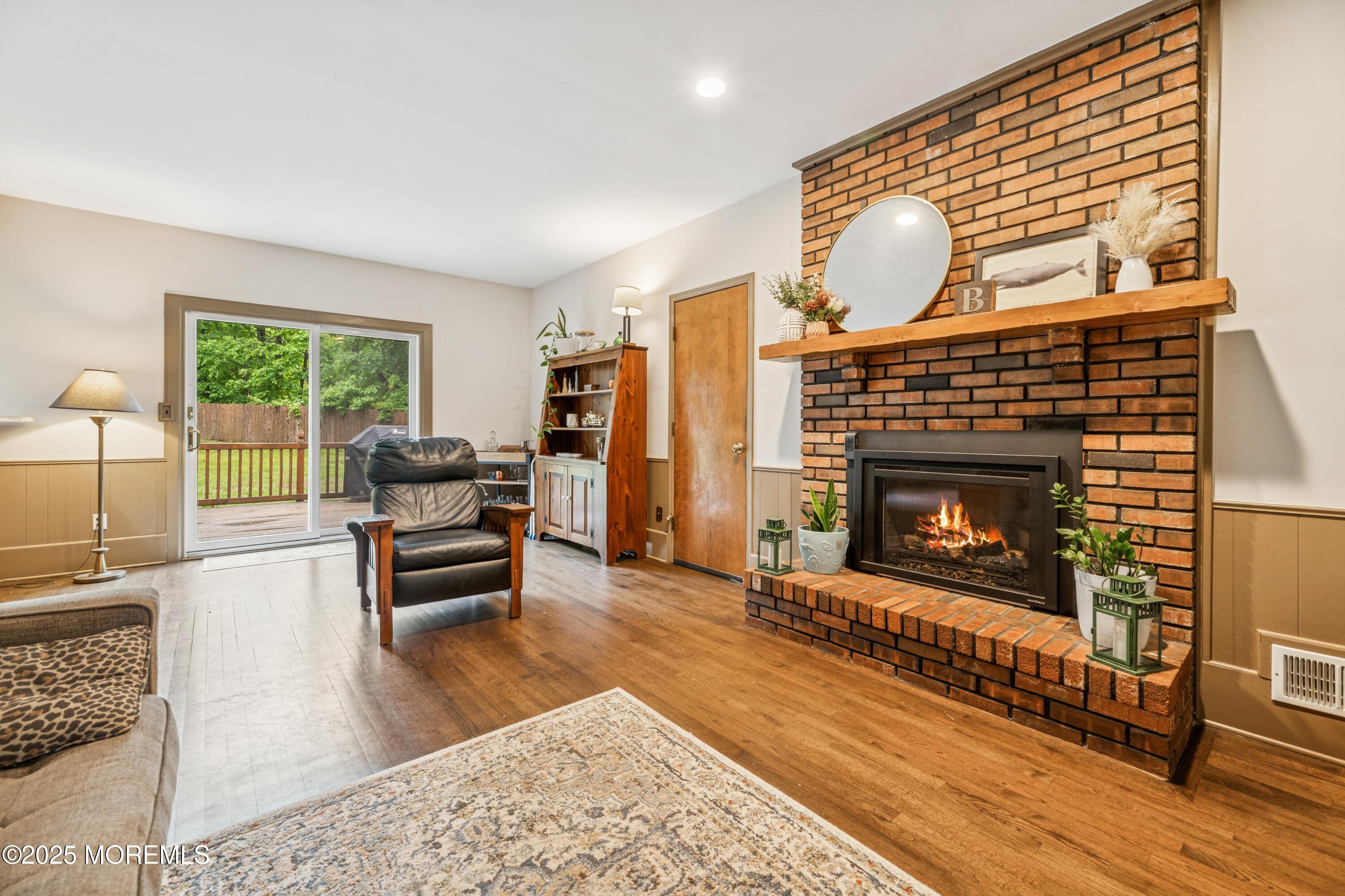 325 Oak Hill Road, Red Bank, NJ, 07701 image 25