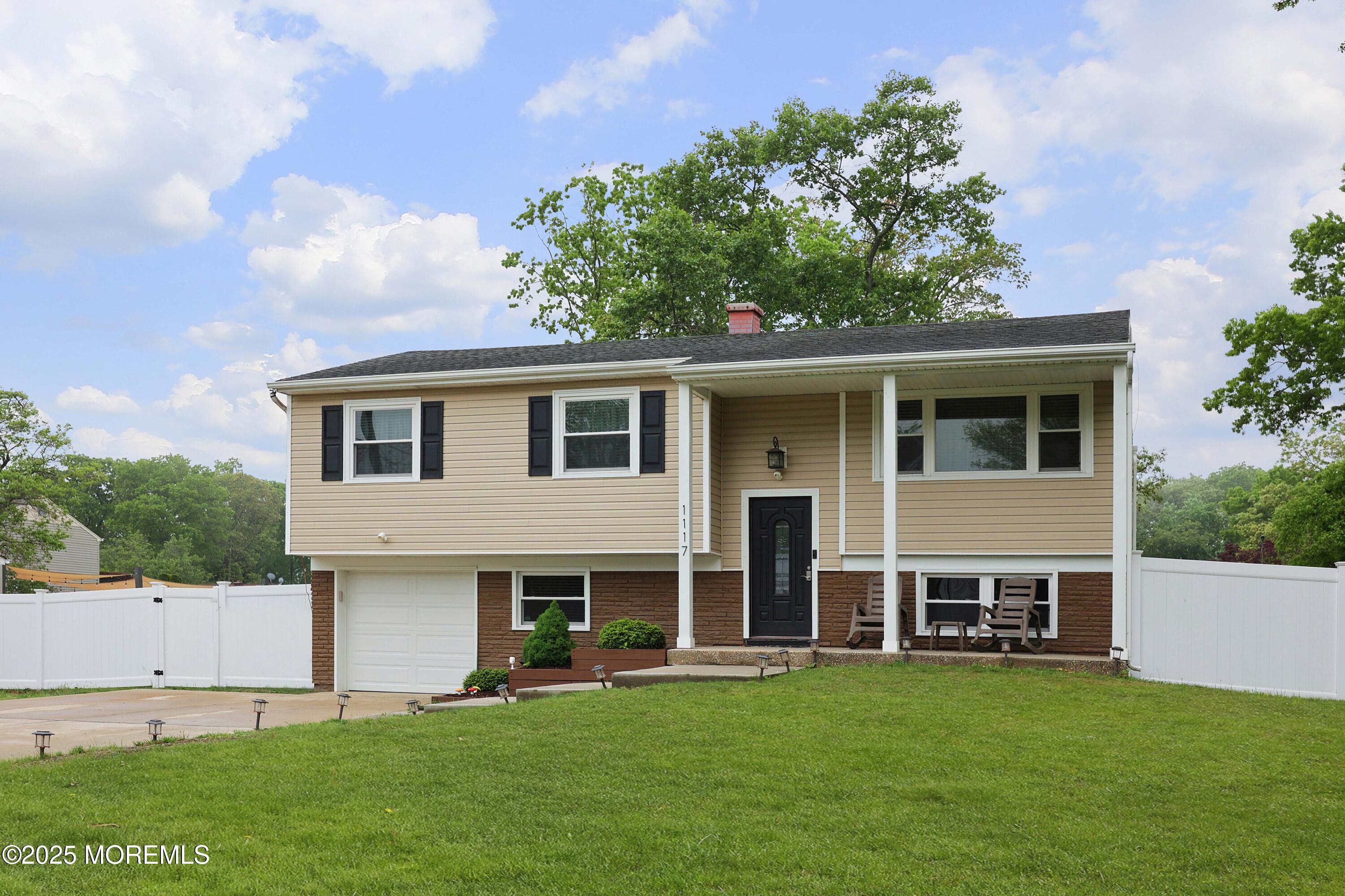 1117 Ruby Drive Image 2