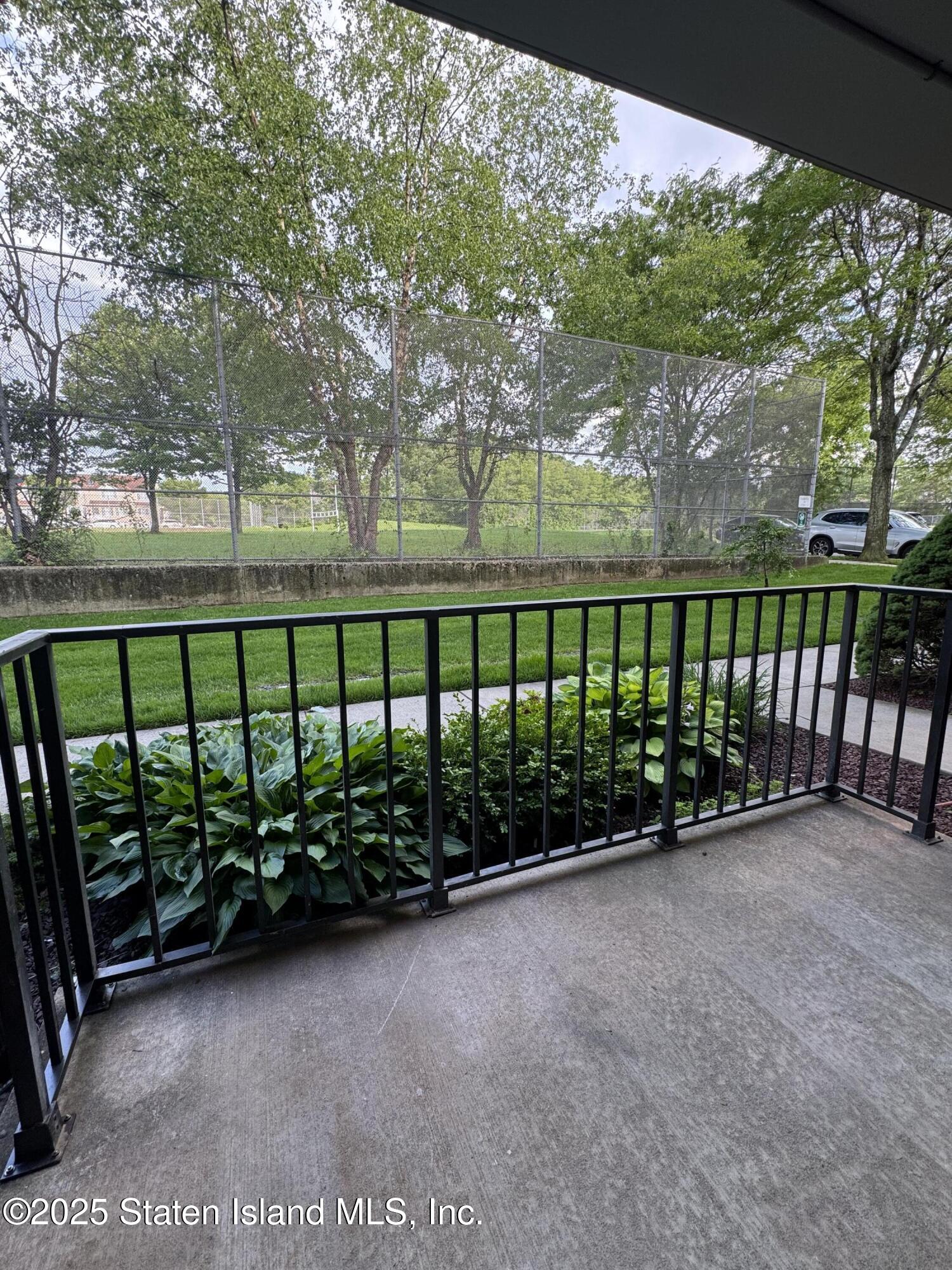 170 Devon Loop 2, Staten Island, NY, 10314 image 9