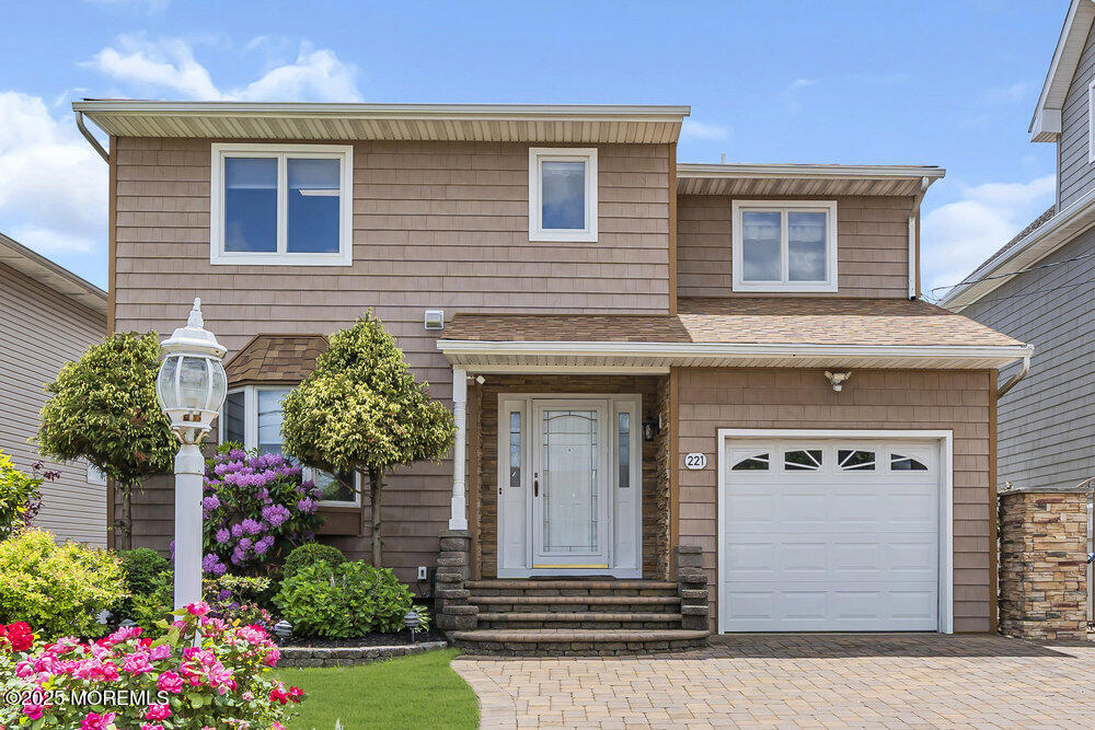221 Bay Stream Drive, Toms River, NJ, 08753