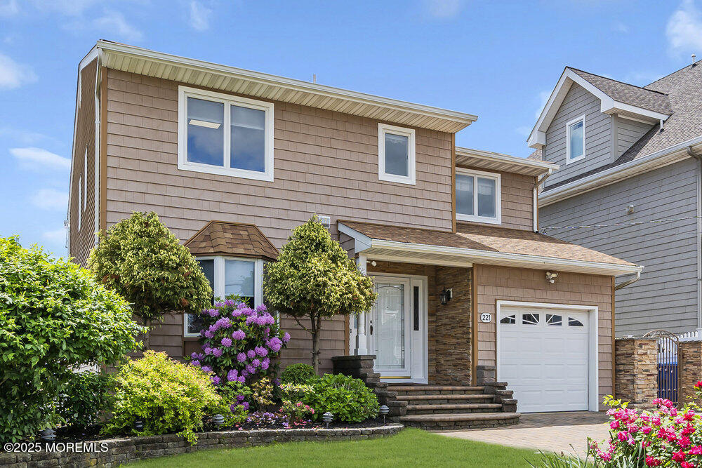 221 Bay Stream Drive, Toms River, NJ, 08753