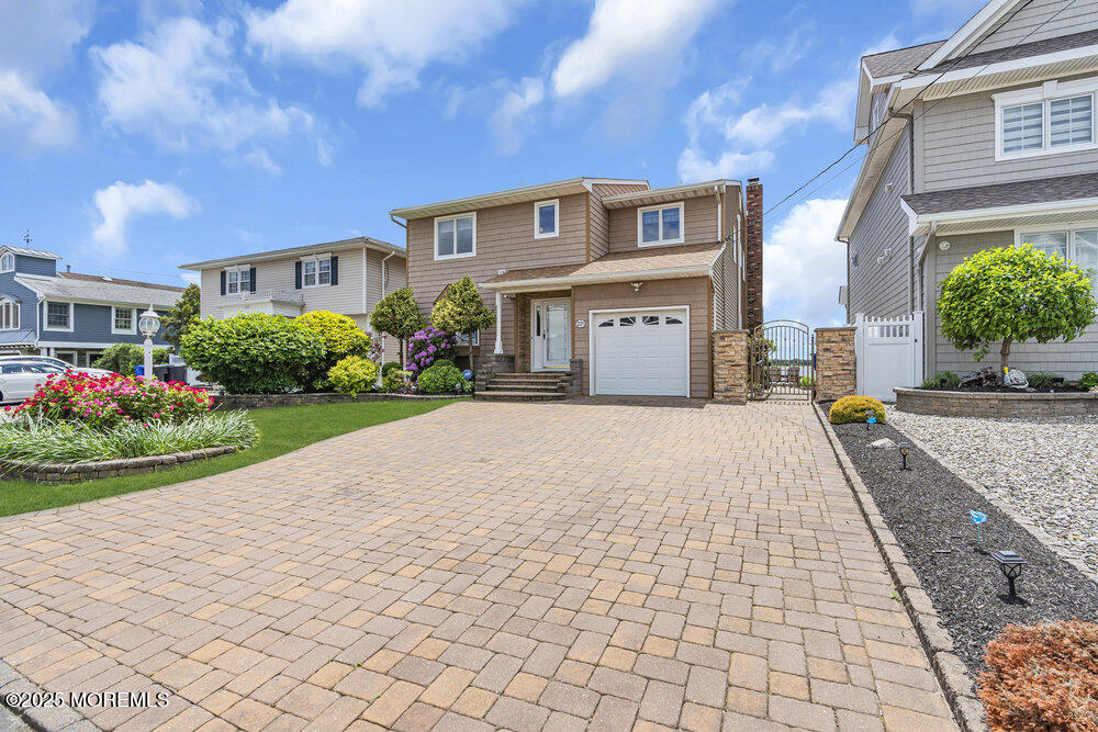 221 Bay Stream Drive, Toms River, NJ, 08753