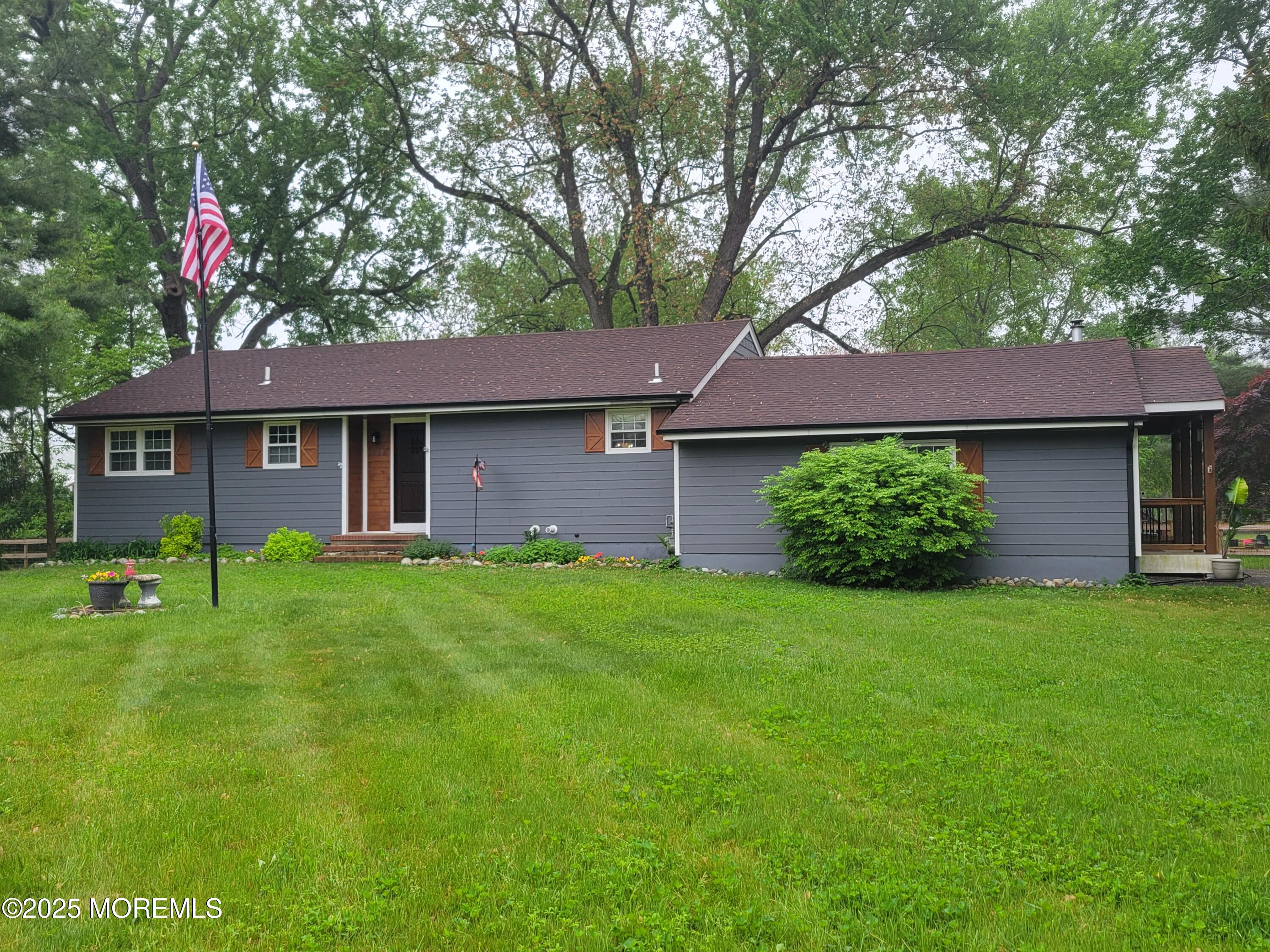 157 Taylors Mills Road, Englishtown, NJ, 07726