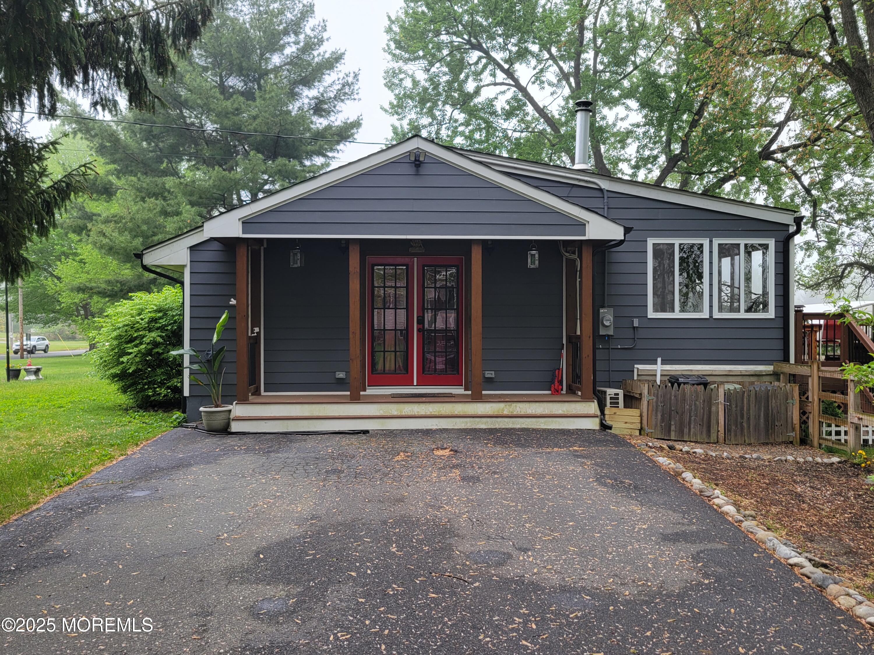 157 Taylors Mills Road, Englishtown, NJ, 07726