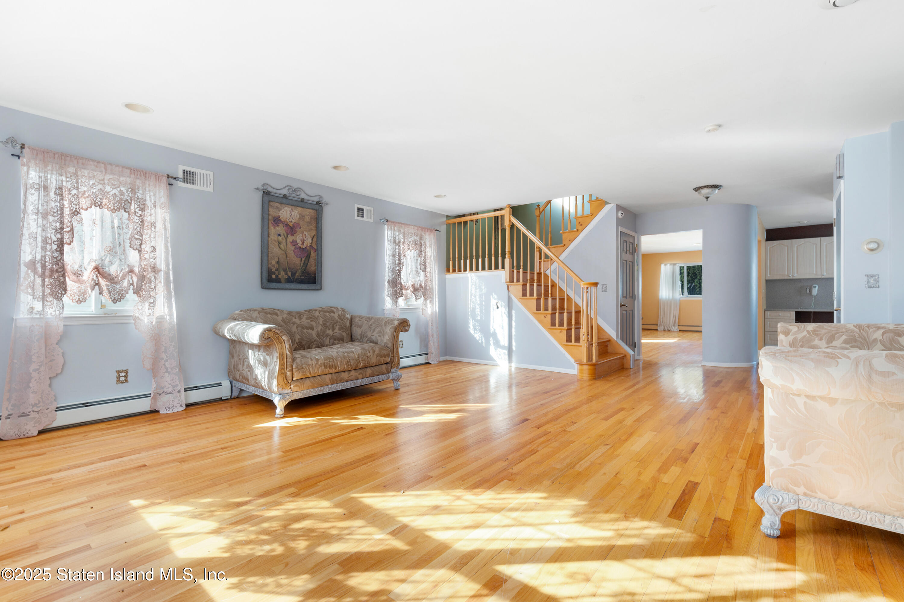 24 Ferguson Court, Staten Island, NY, 10307