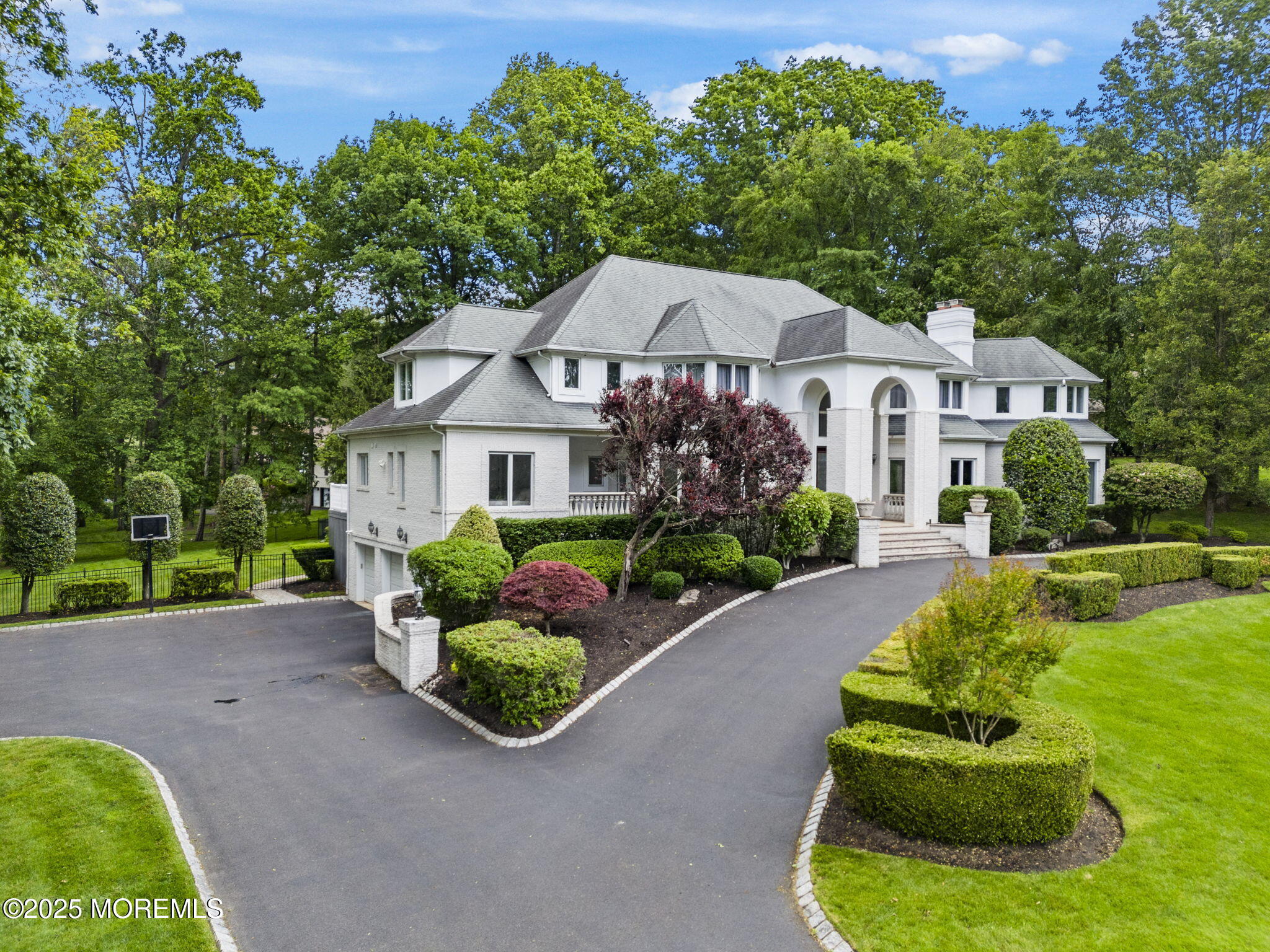 12 Round Hill, Holmdel, NJ, 07733