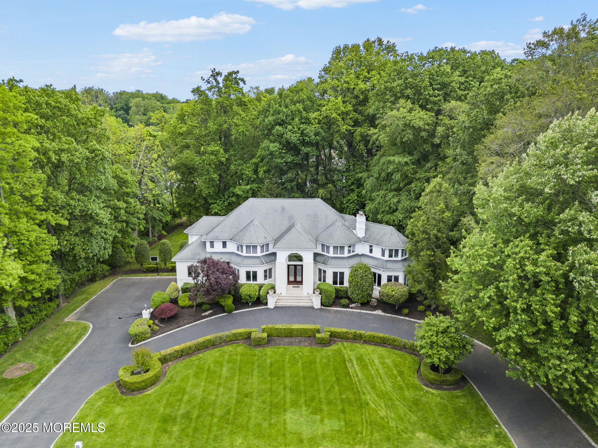 12 Round Hill, Holmdel, NJ, 07733