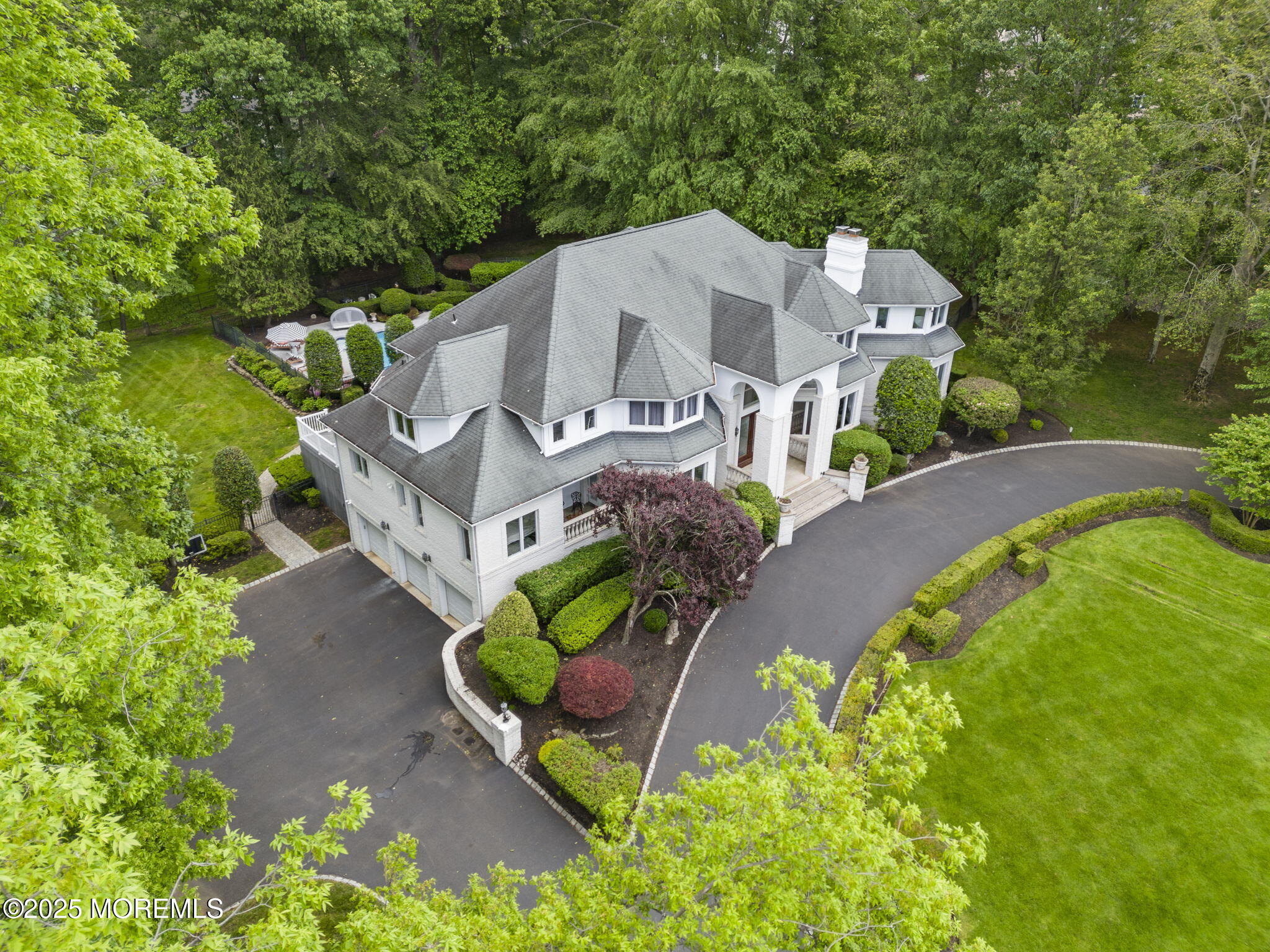 12 Round Hill, Holmdel, NJ, 07733