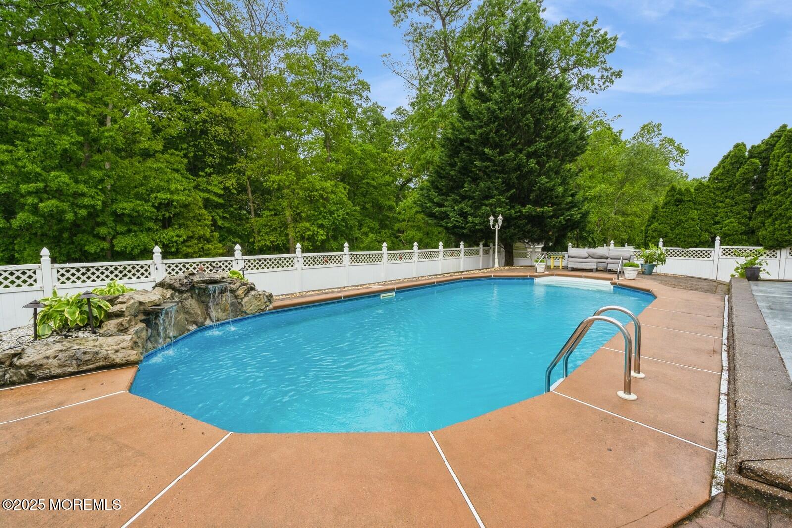 81 W Shenendoah Road, Howell, NJ, 07731