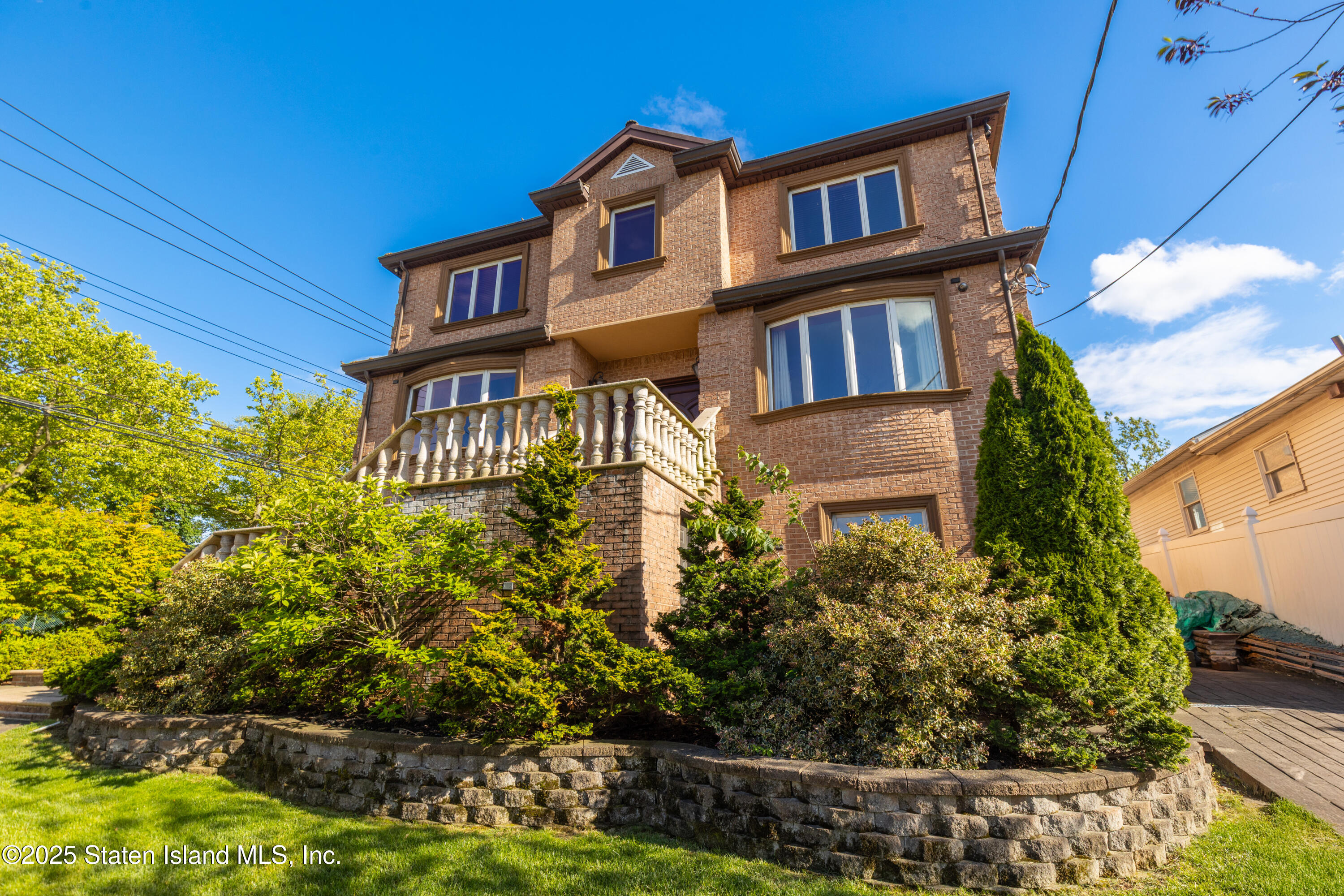 158 Portage Avenue, Staten Island, NY, 10314