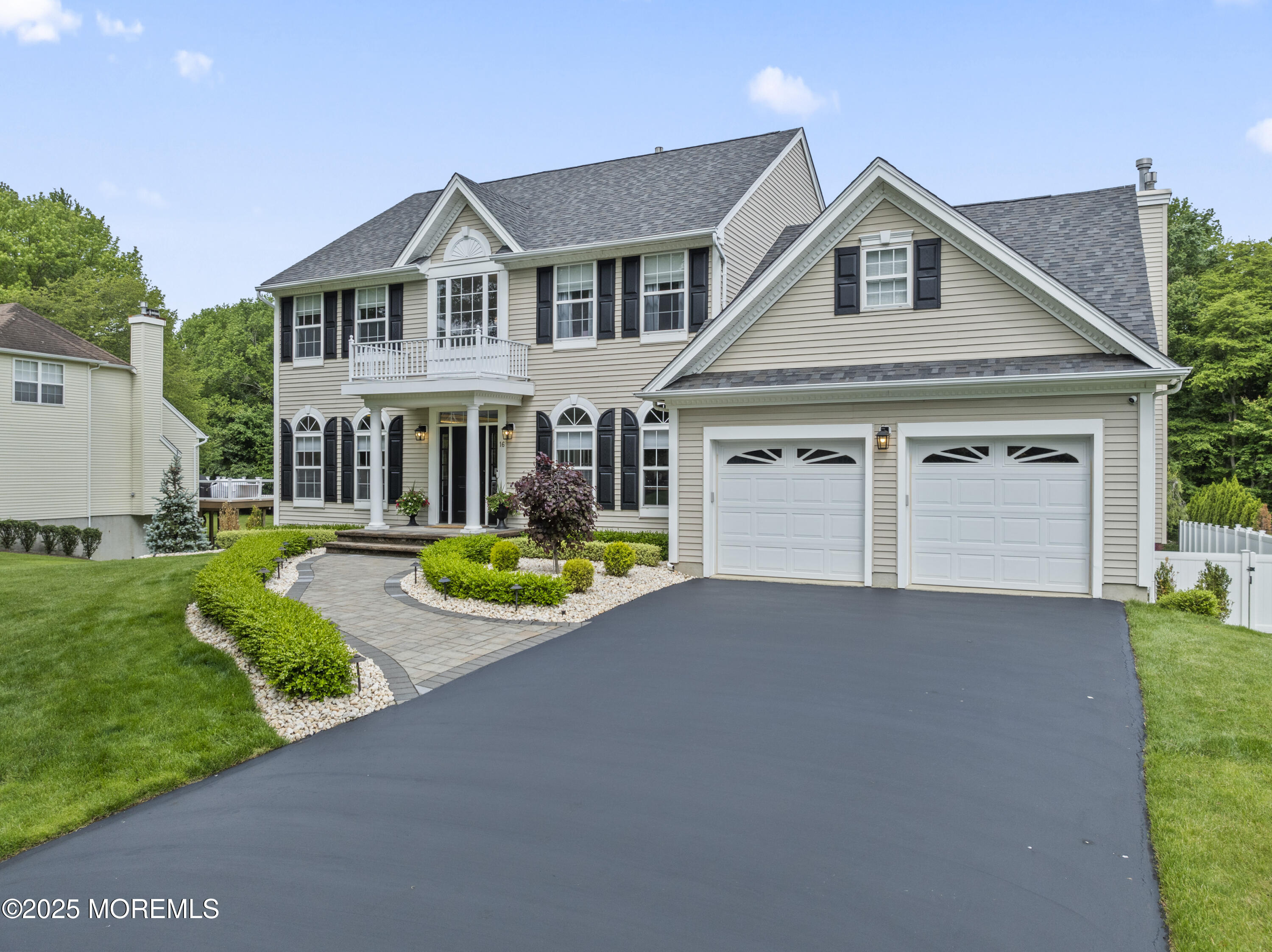 16 Wildflower Court, Manalapan, NJ, 07726