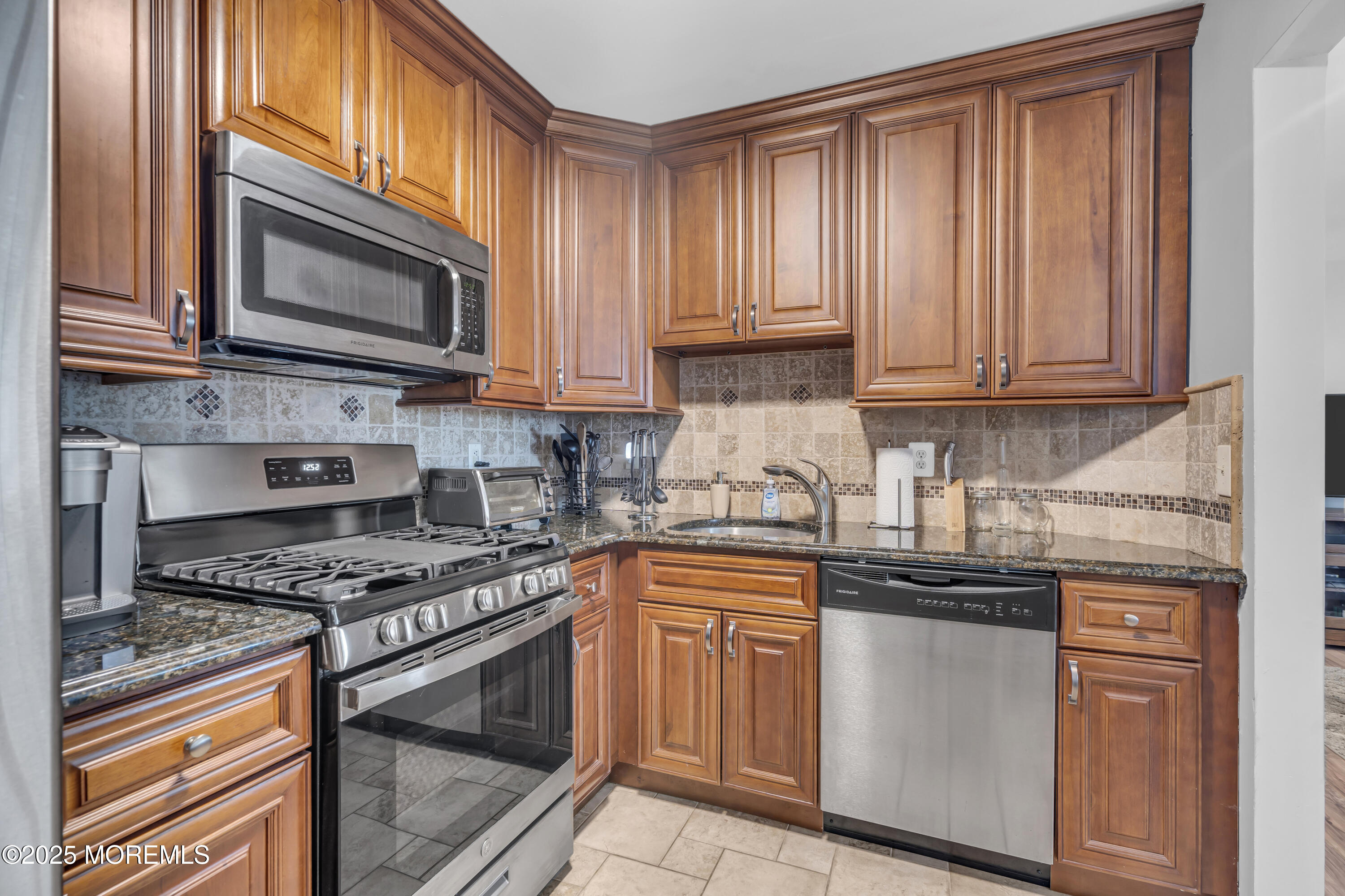 568 Applewood Court, Howell, NJ, 07731 image 11
